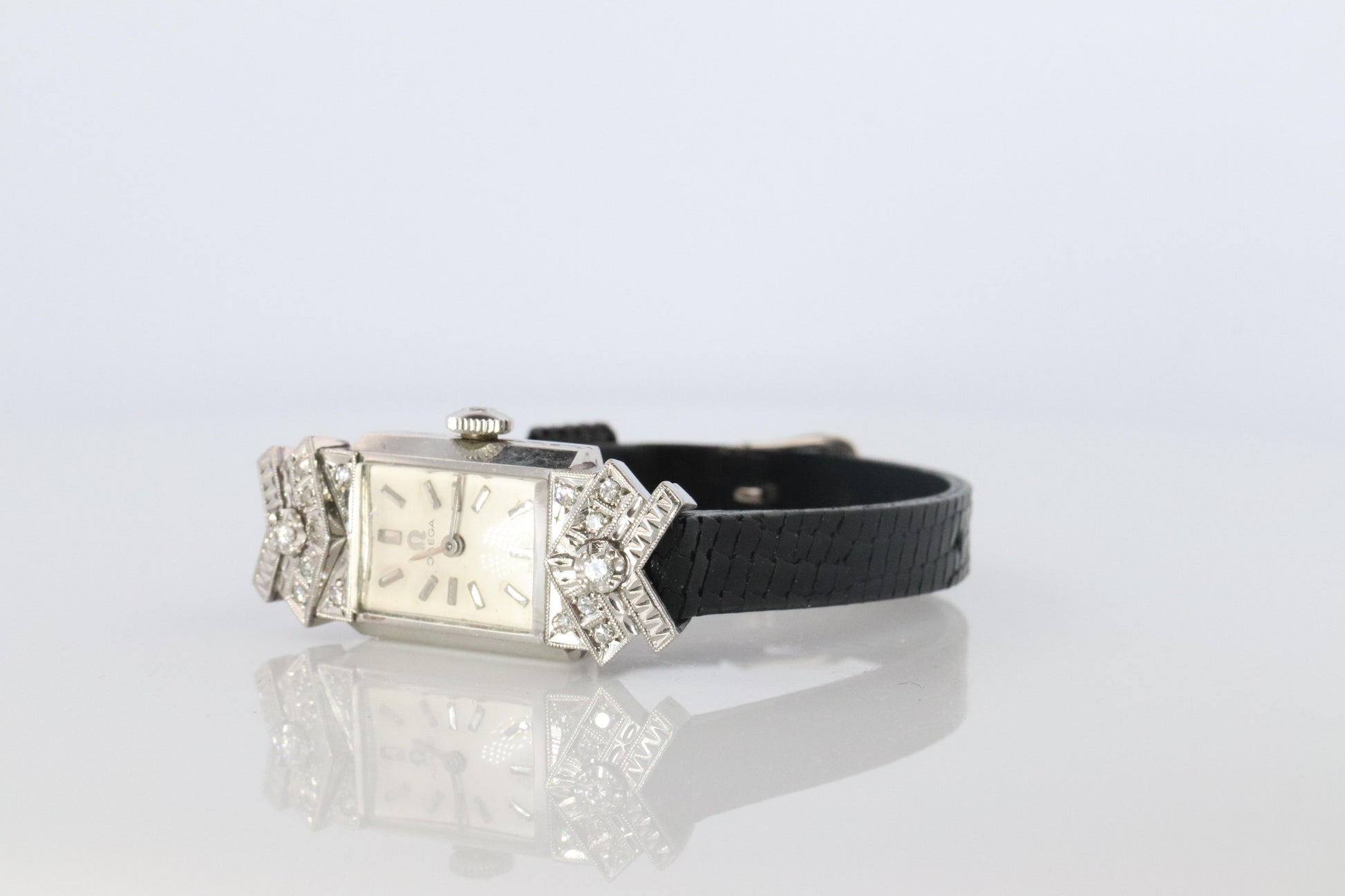 Omega watch. Omega Platinum and Diamond Vintage Ladies wristwatch