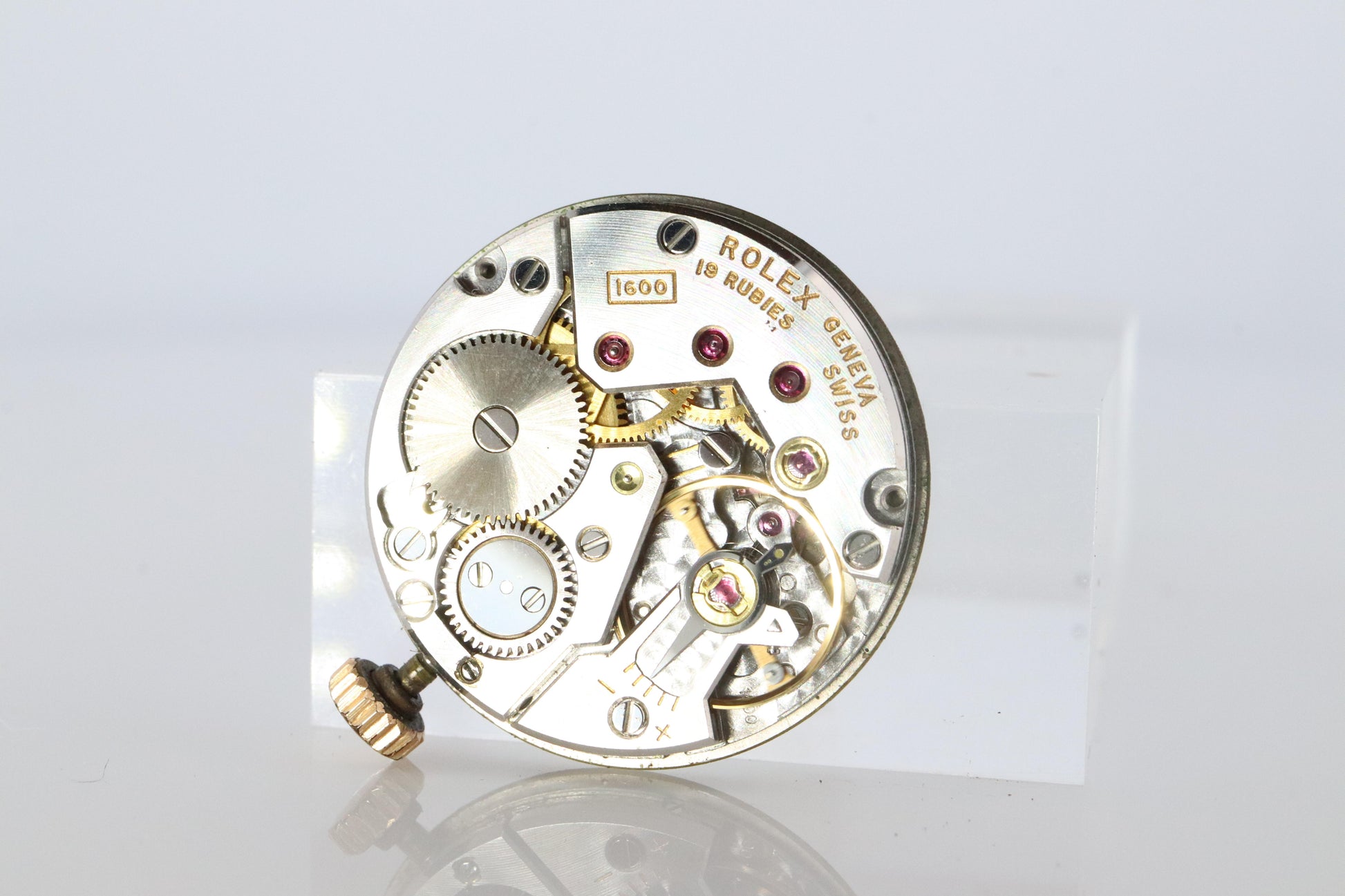 Genuine 18k Rolex Watch. 18k YG Ladies Rolex CELLINI 3810 Round WristWatch