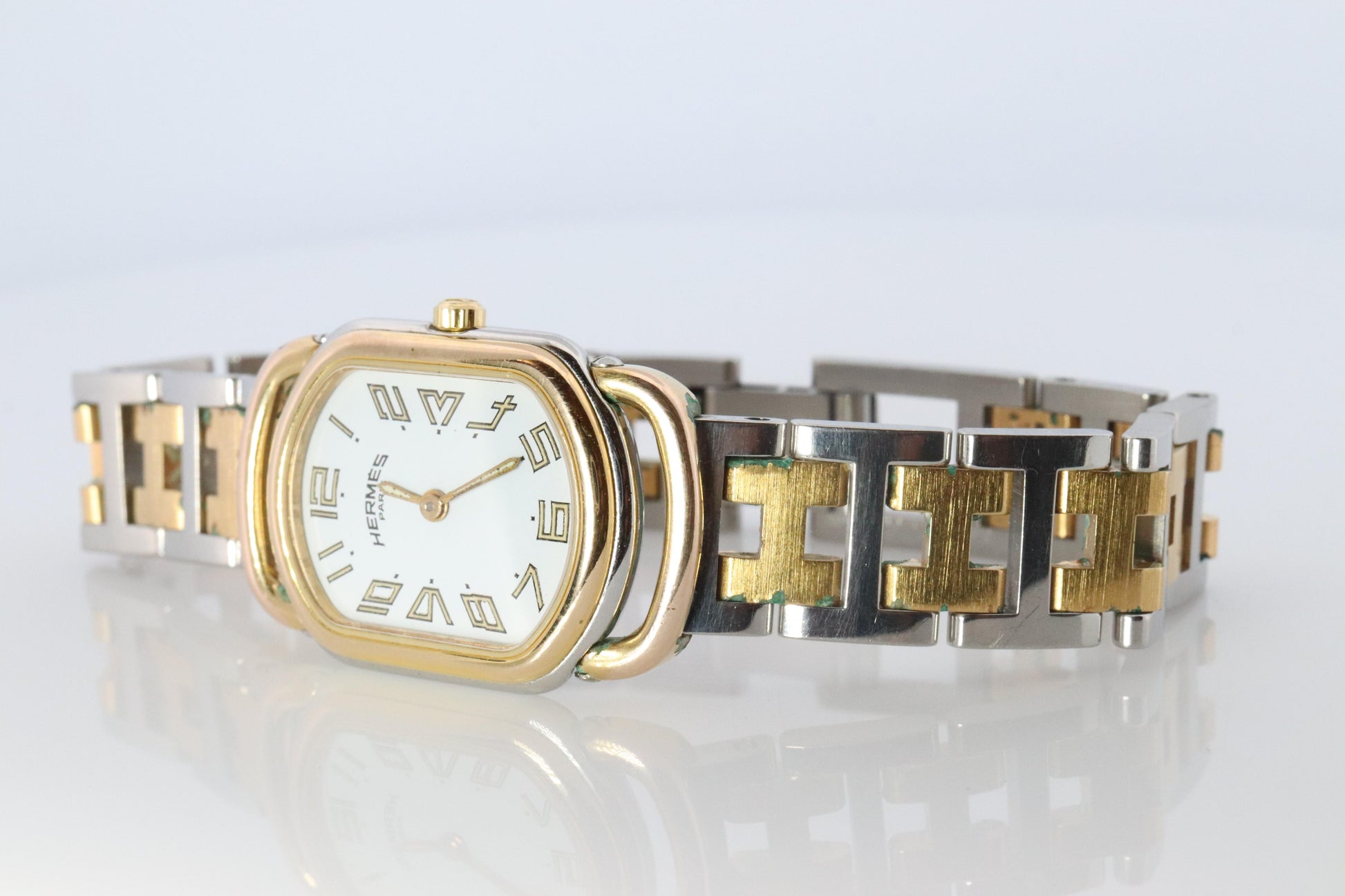 Genuine HERMES RALLYE Stainless Steel 21mm RA1.220 Quartz Watch White.