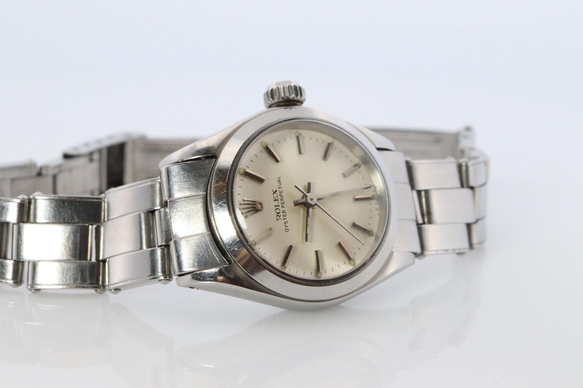 Genuine Rolex 6618 Watch. Ladies ROLEX Oyster Perpetual Automatic Wristwatch.
