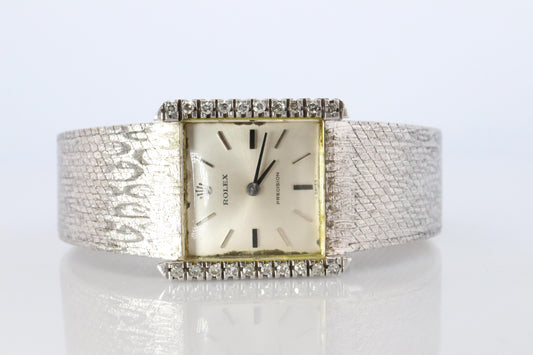 Genuine Rolex Watch. Diamond Bezel 1975 Ladies Manual ROLEX 2611 Precision