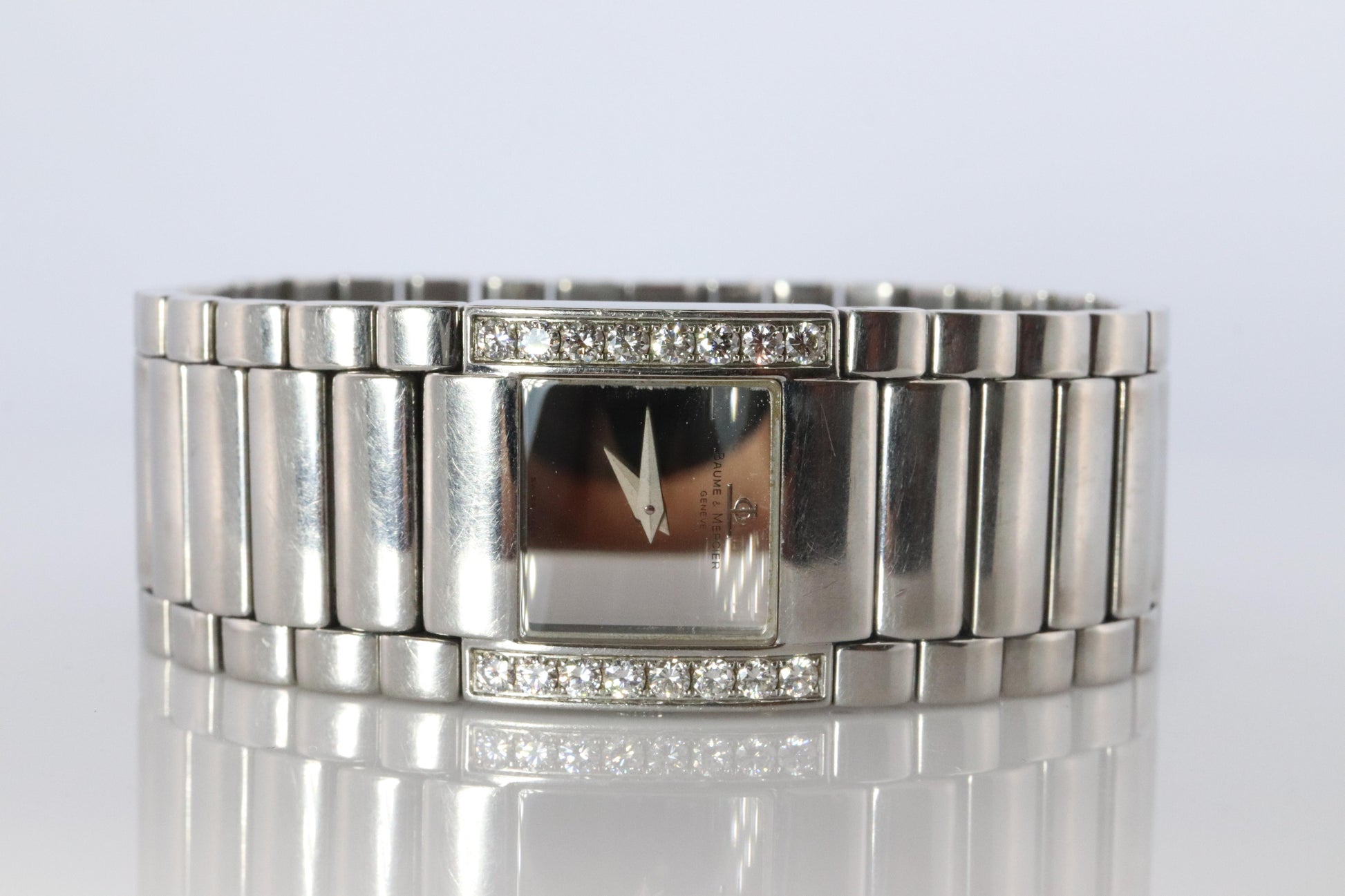 Vintage Baume and Mercier Diamond watch. Baume Mercier Catwalk Wristwatch