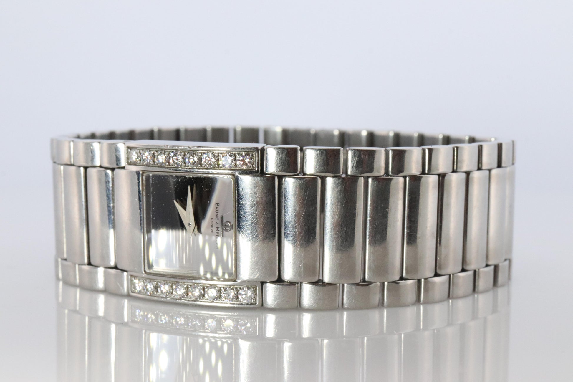 Vintage Baume and Mercier Diamond watch. Baume Mercier Catwalk Wristwatch