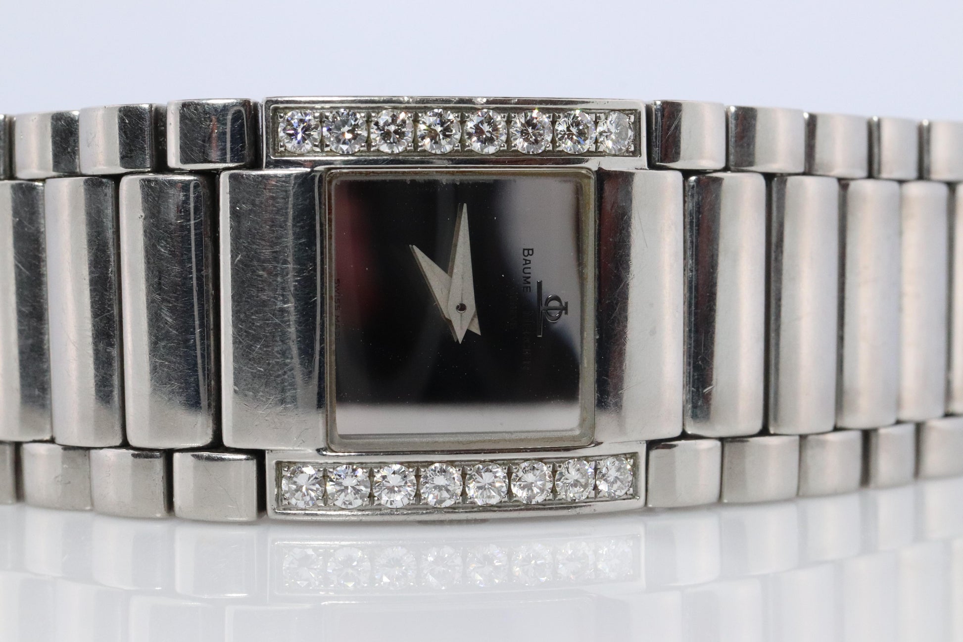 Vintage Baume and Mercier Diamond watch. Baume Mercier Catwalk Wristwatch