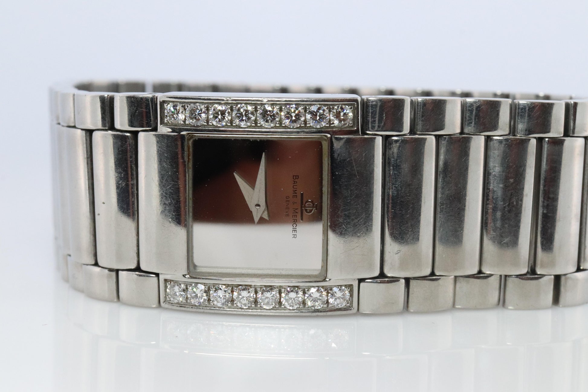 Vintage Baume and Mercier Diamond watch. Baume Mercier Catwalk Wristwatch