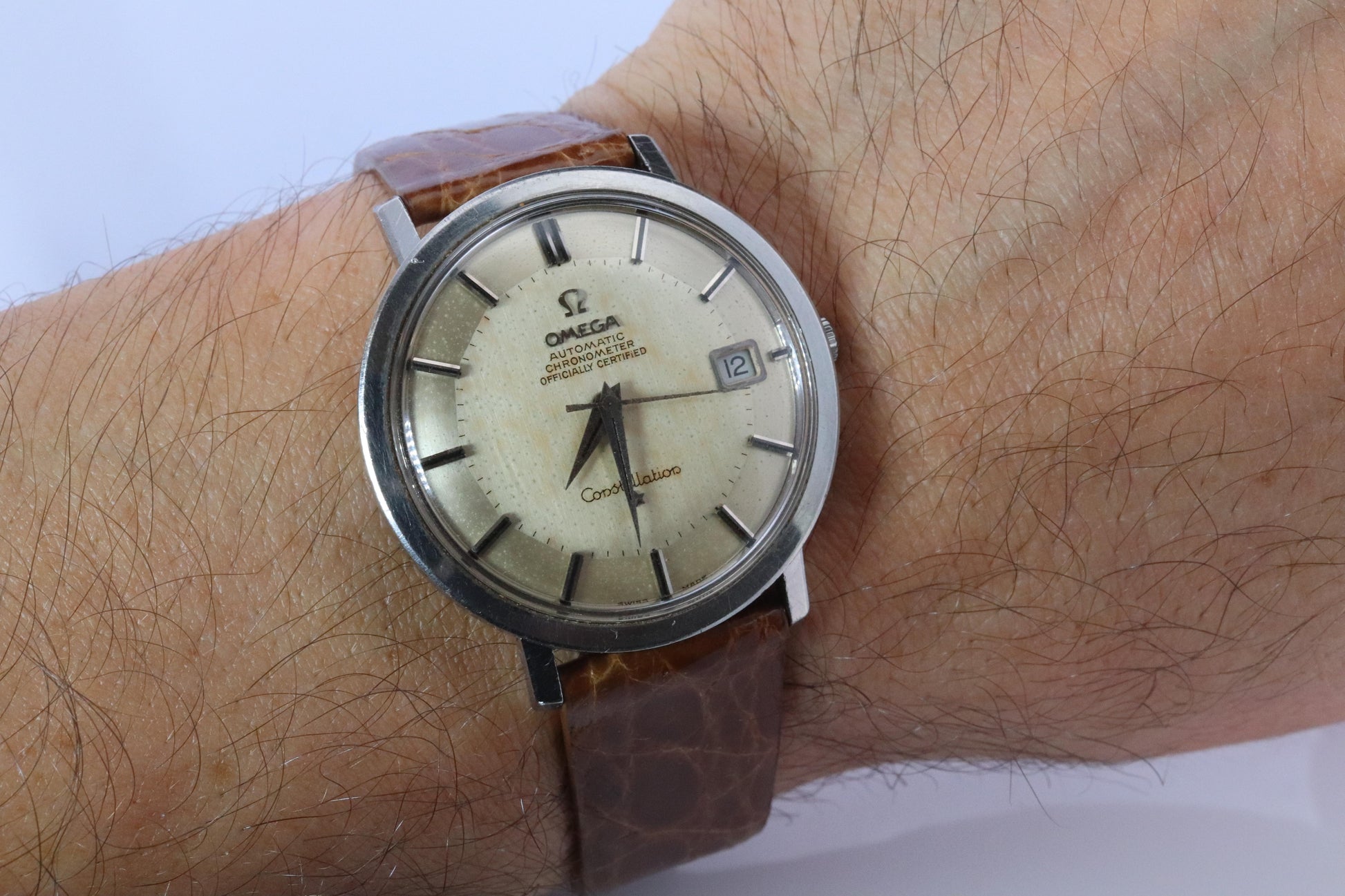 OMEGA Constellation Pie Pan Automatic Mens Watch. Ref 168.004 Stainless Steel