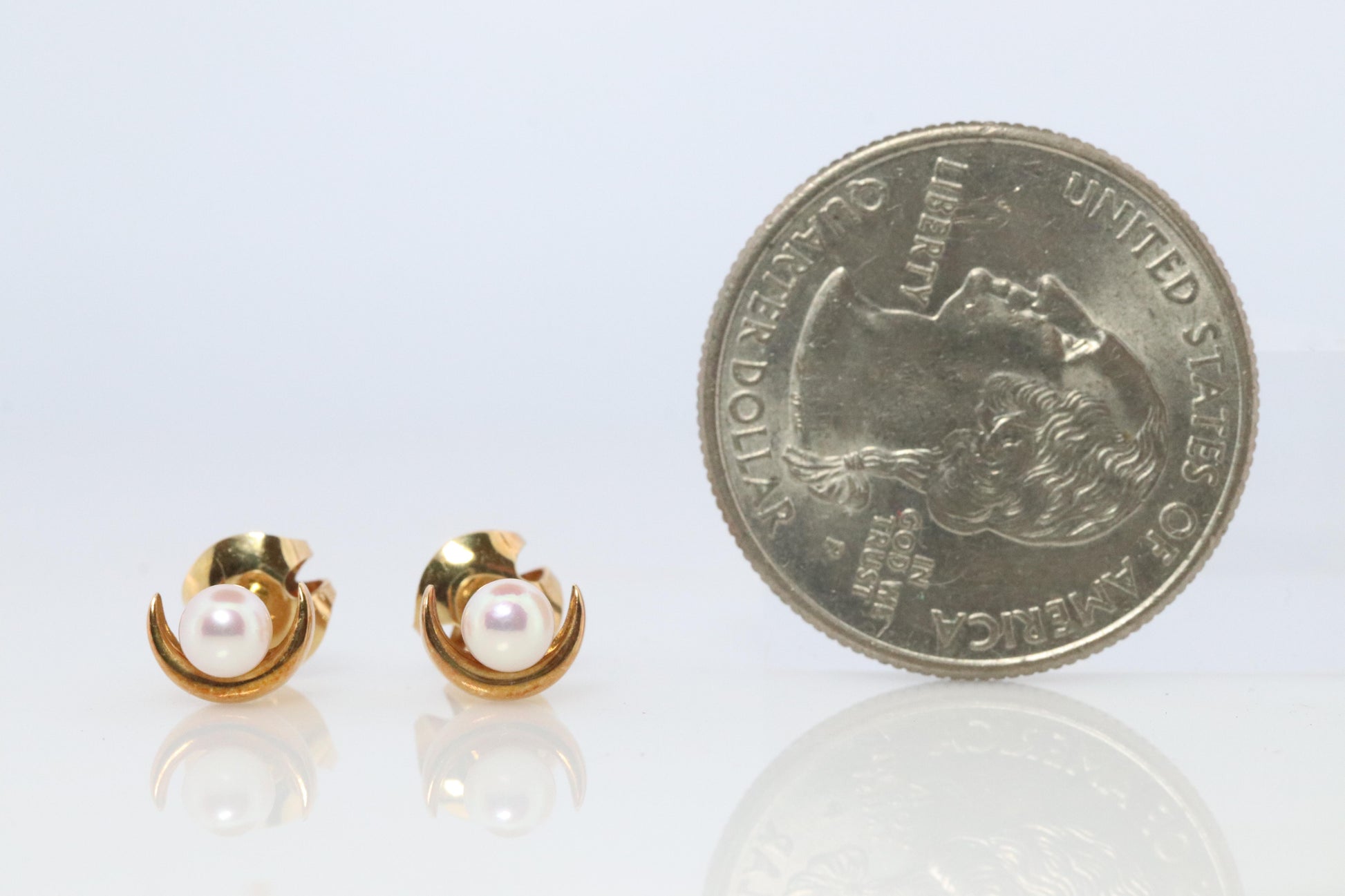 Mikimoto Moon Earrings. 18k Yellow Gold Mikimoto Pearl Dainty Stud Earrings.