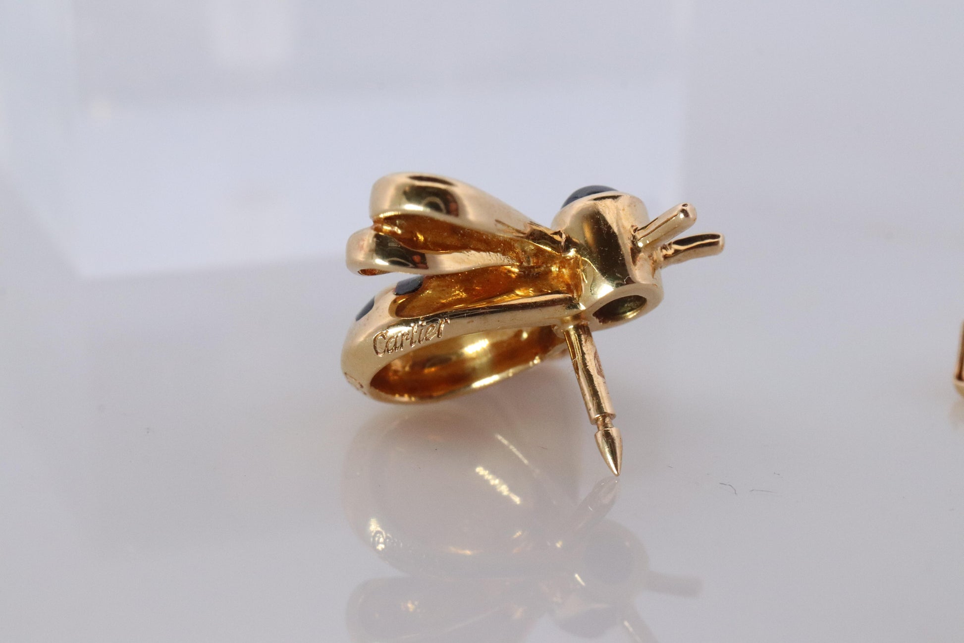 Genuine Cartier Bee Brooch. 18k Yellow Gold Sapphire BumbleBee Pin.