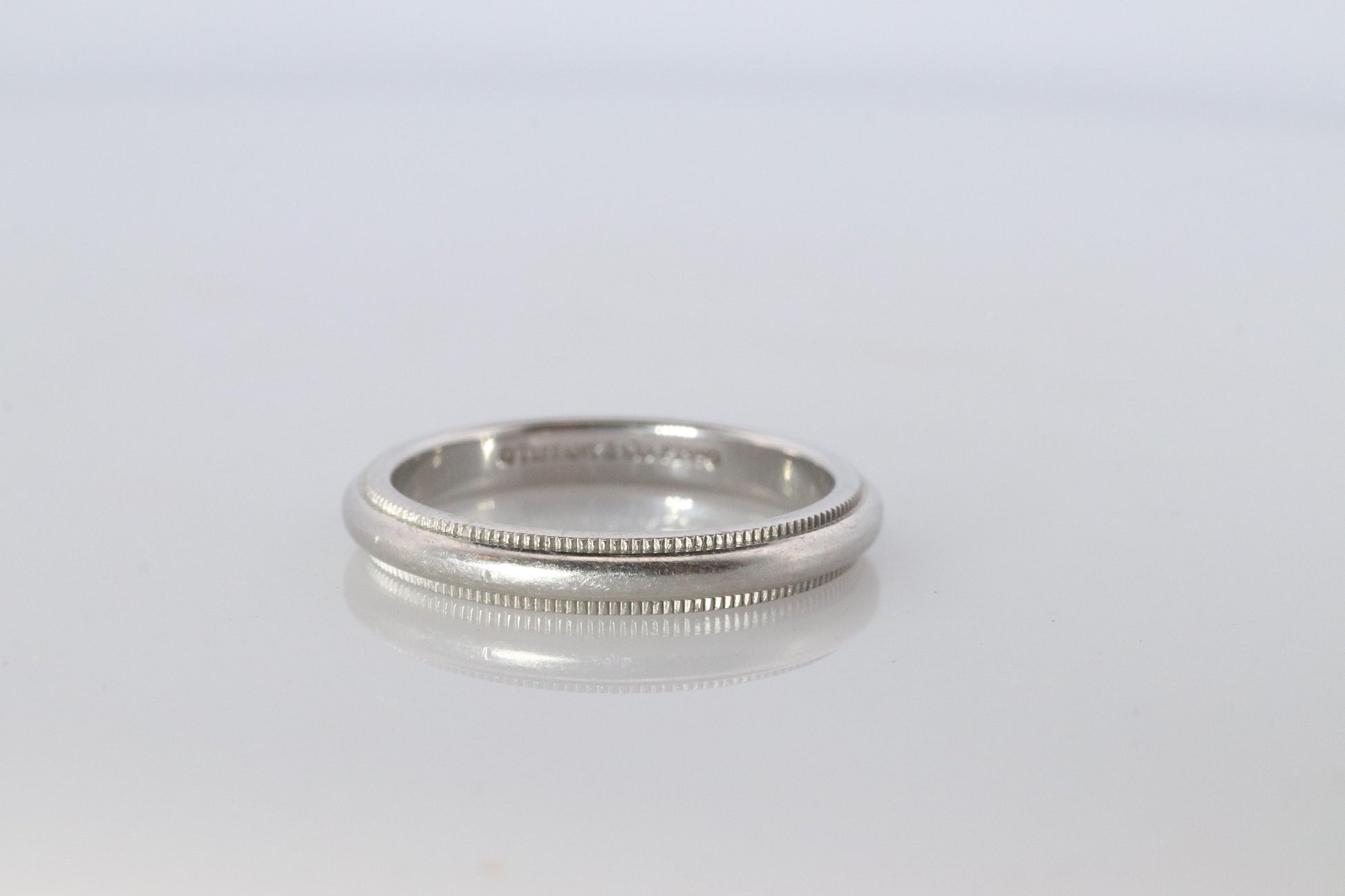 Vintage Tiffany and Co Ring. Authentic Platinum Band. T&CO Milgrain 3mm