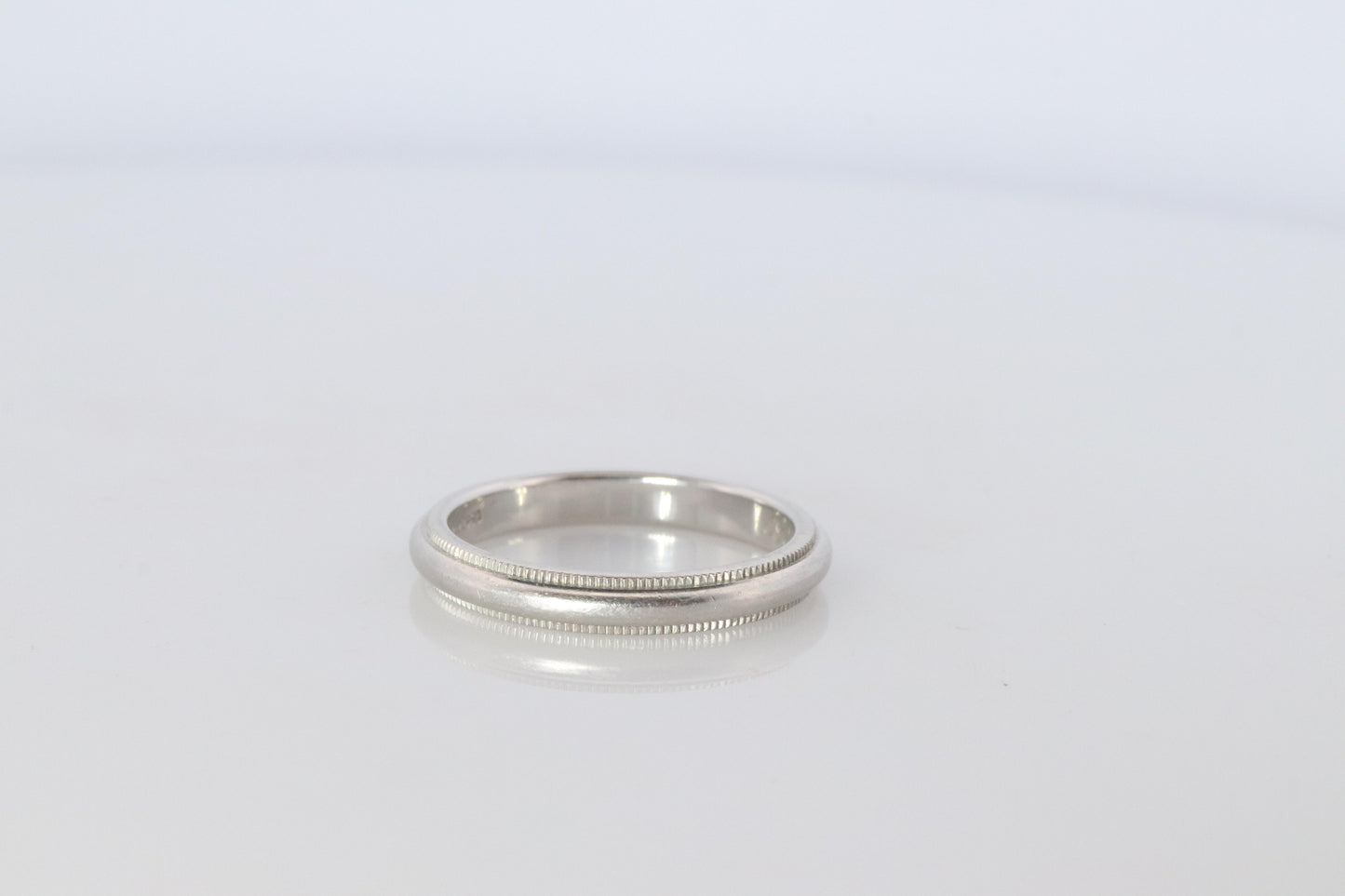 Vintage Tiffany and Co Ring. Authentic Platinum Band. T&CO Milgrain 3mm