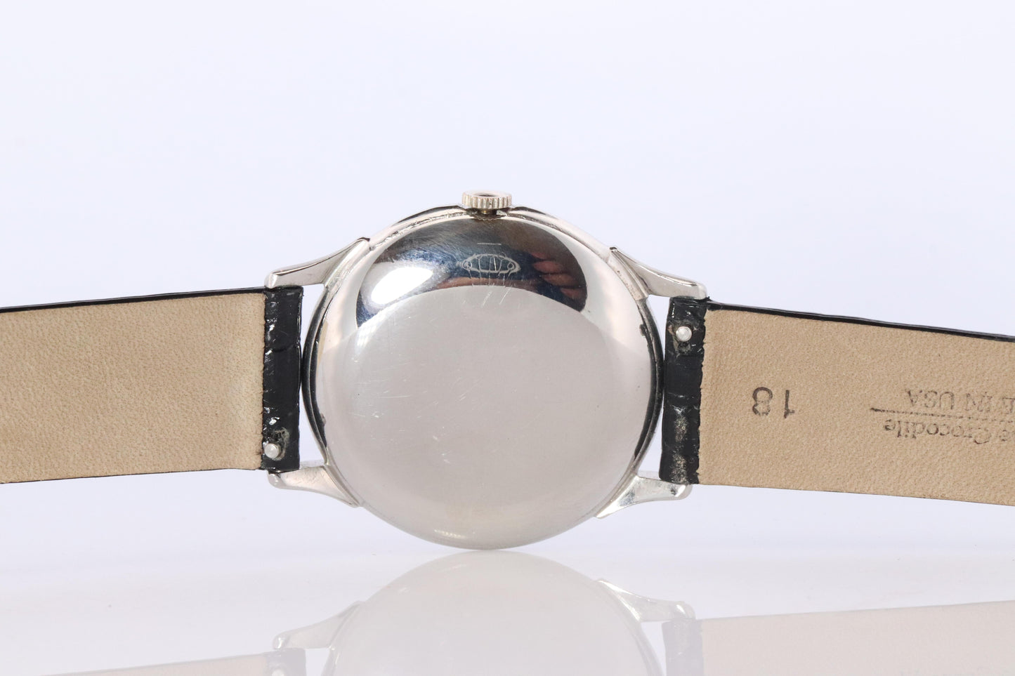 ROLEX Watch. Rolex ref. 4498 Precision 1940s Black Dial Mens Rolex watch.