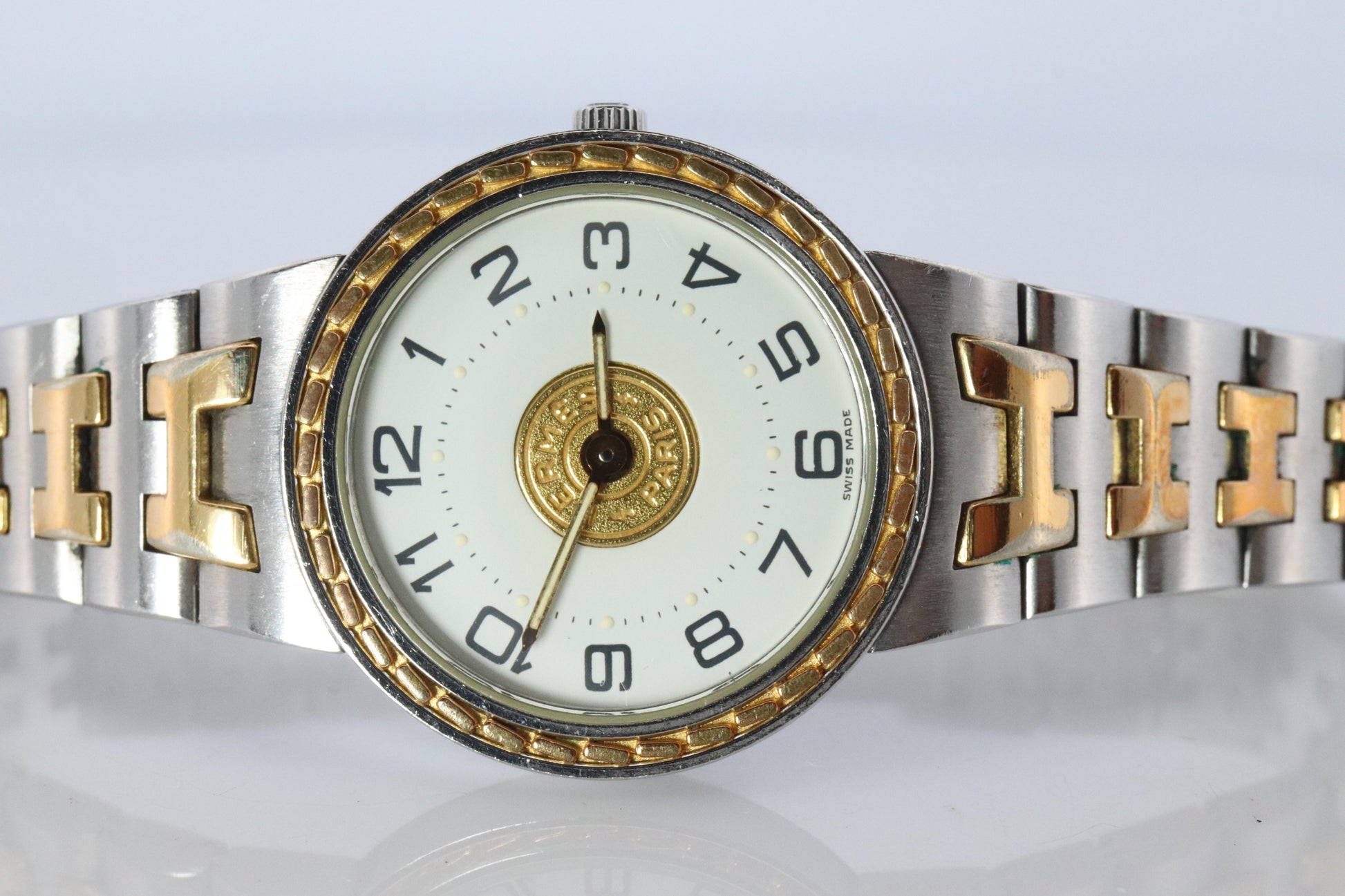 Genuine HERMES Stainless Steel 24mm Round Sellier Quartz Watch White Dial.