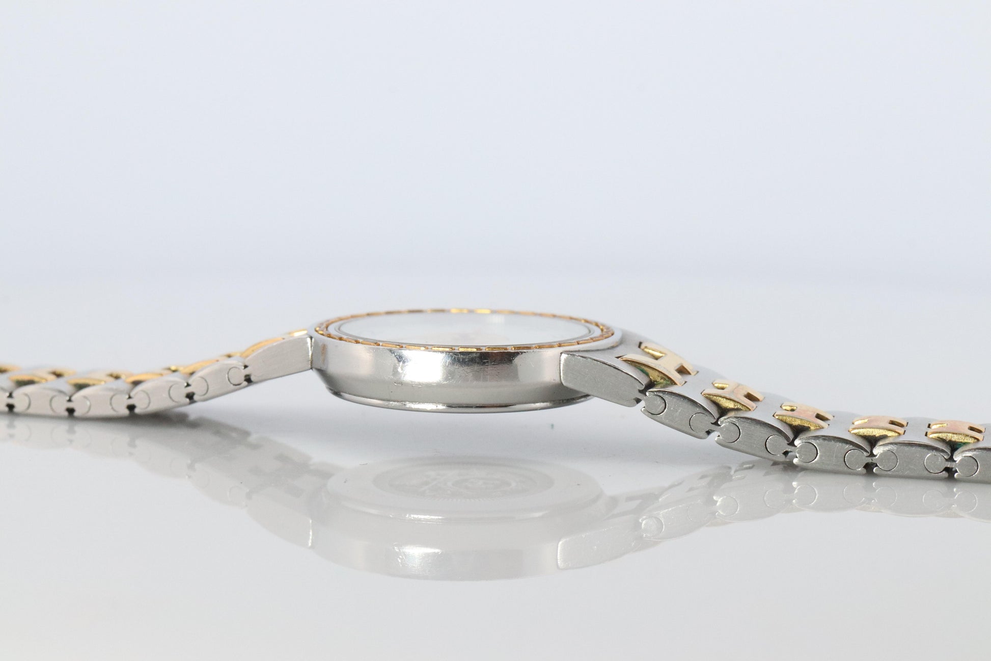 Genuine HERMES Stainless Steel 24mm Round Sellier Quartz Watch White Dial.