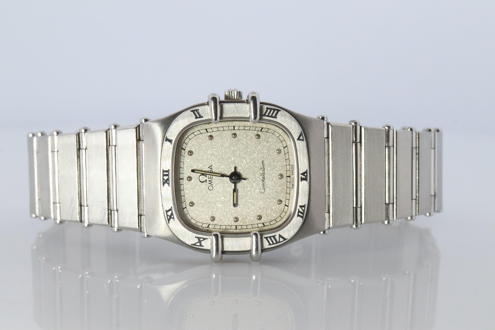 Omega Watch. Ladies Omega 1455 Constellation Barrel Stainless Steel