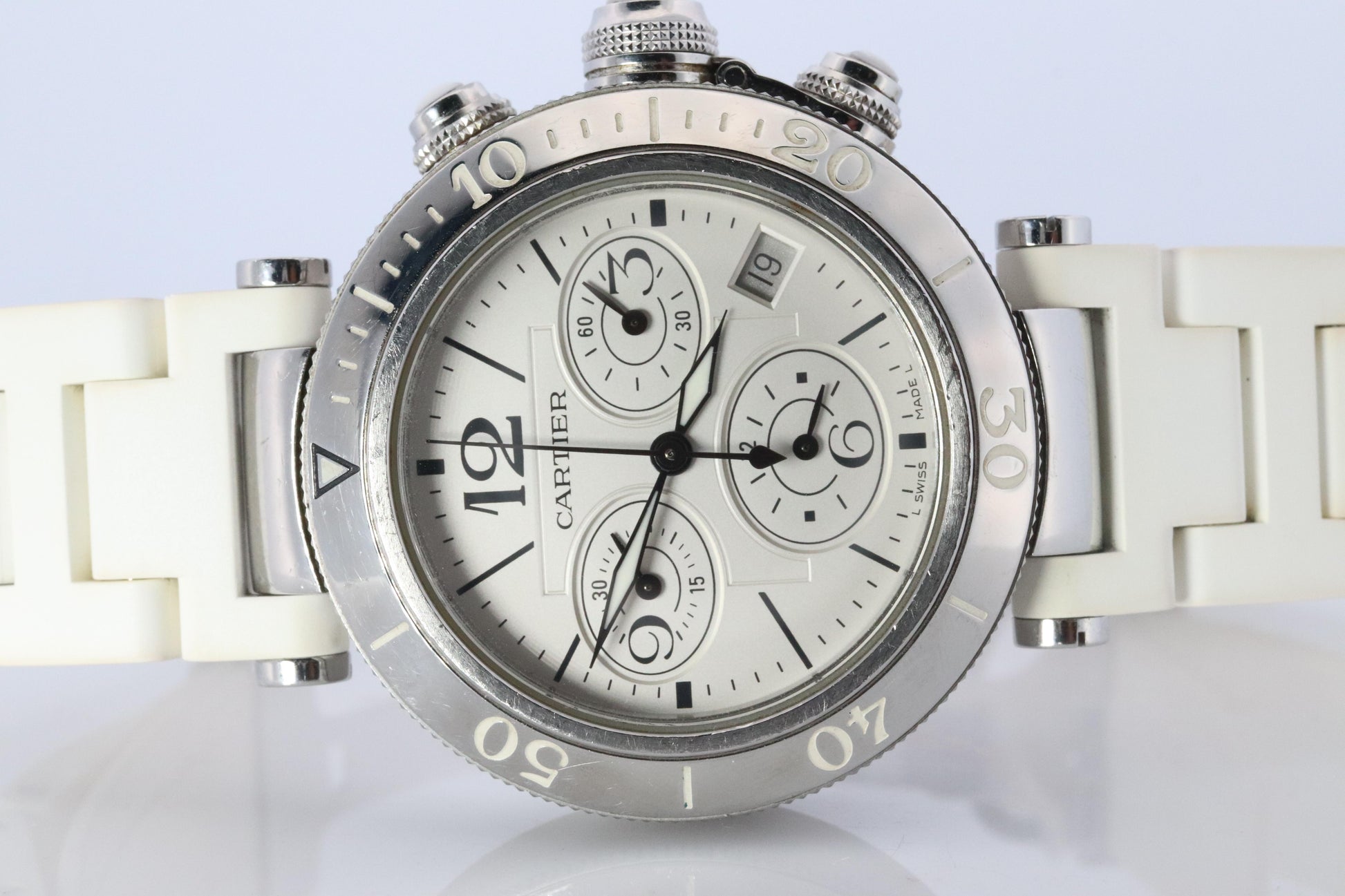 Vintage Cartier PASHA 38mm 3129 Chronograph. Rare White Dial W3140004.