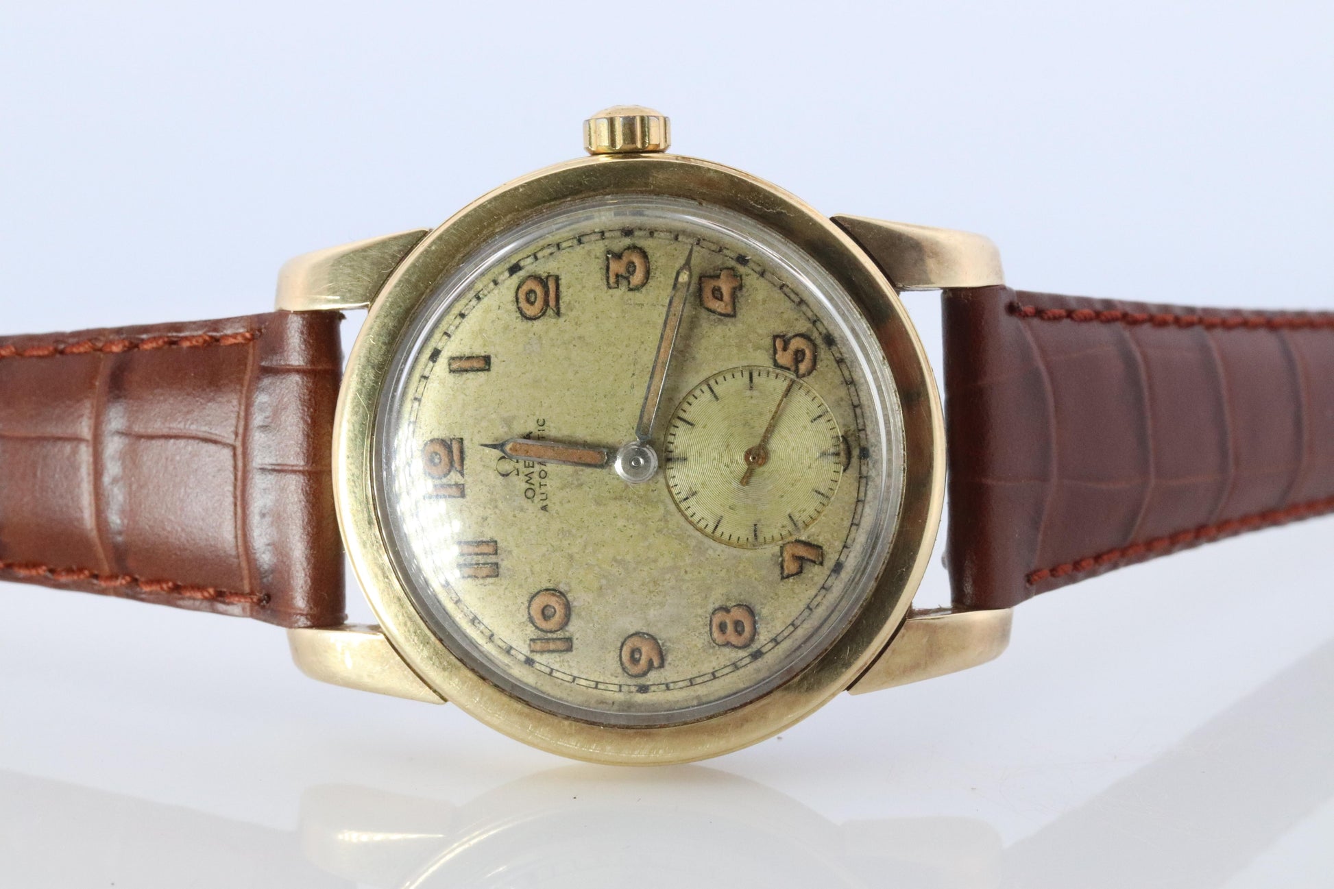 OMEGA Automatic Watch 2576 Omega Automatic Hammer Bumper 50s Mens Wristwatch