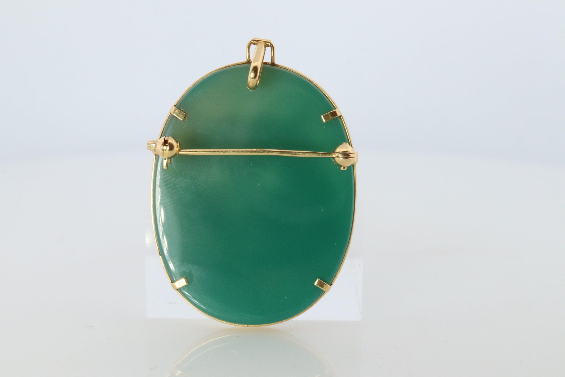 18k Cat Face Brooch and Pendant. 18k YG Carved Cute Cat Carved Cameo