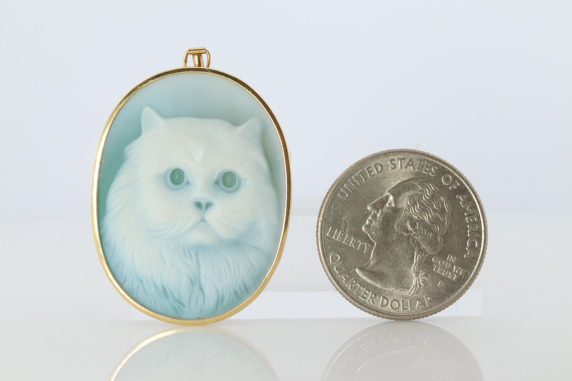 18k Cat Face Brooch and Pendant. 18k YG Carved Cute Cat Carved Cameo