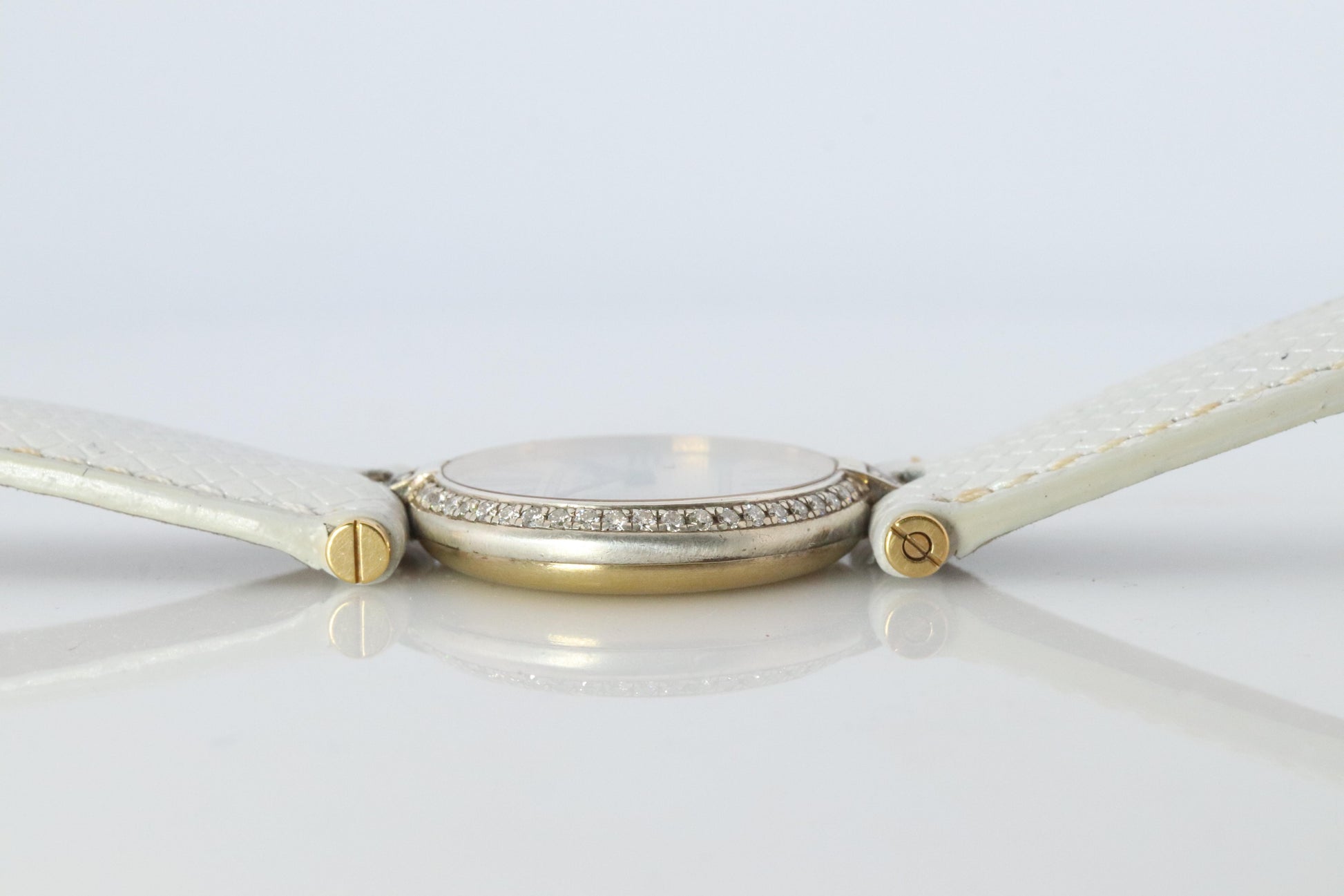 Genuine Cartier Diamond Watch. Must de Cartier Vendome Round Argent Roman Dial