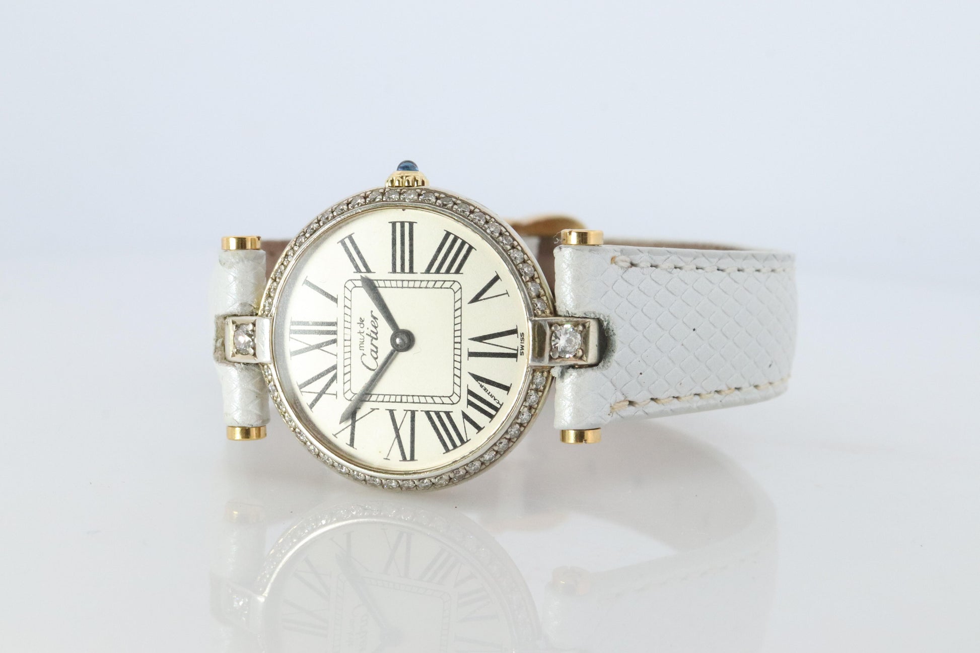 Genuine Cartier Diamond Watch. Must de Cartier Vendome Round Argent Roman Dial