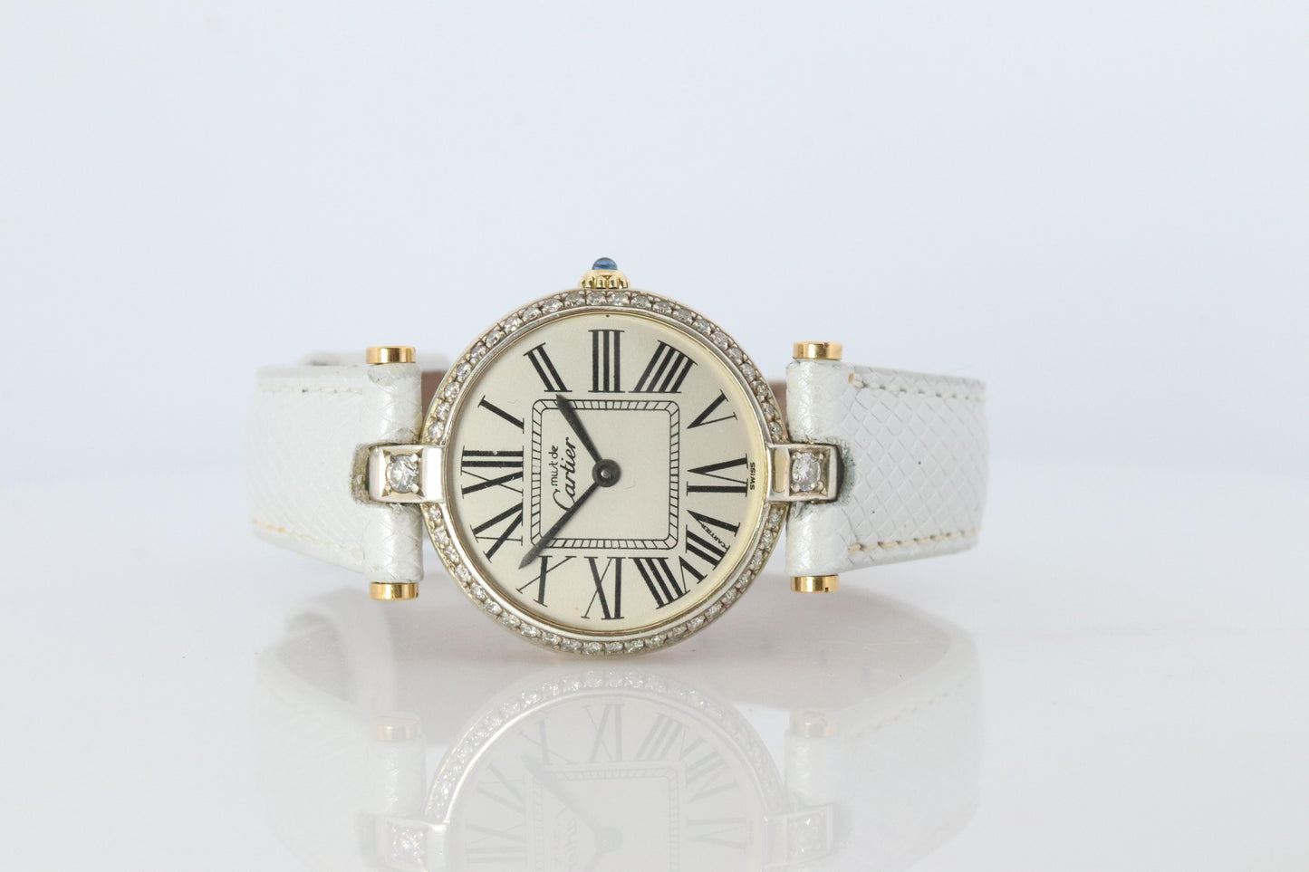 Genuine Cartier Diamond Watch. Must de Cartier Vendome Round Argent Roman Dial