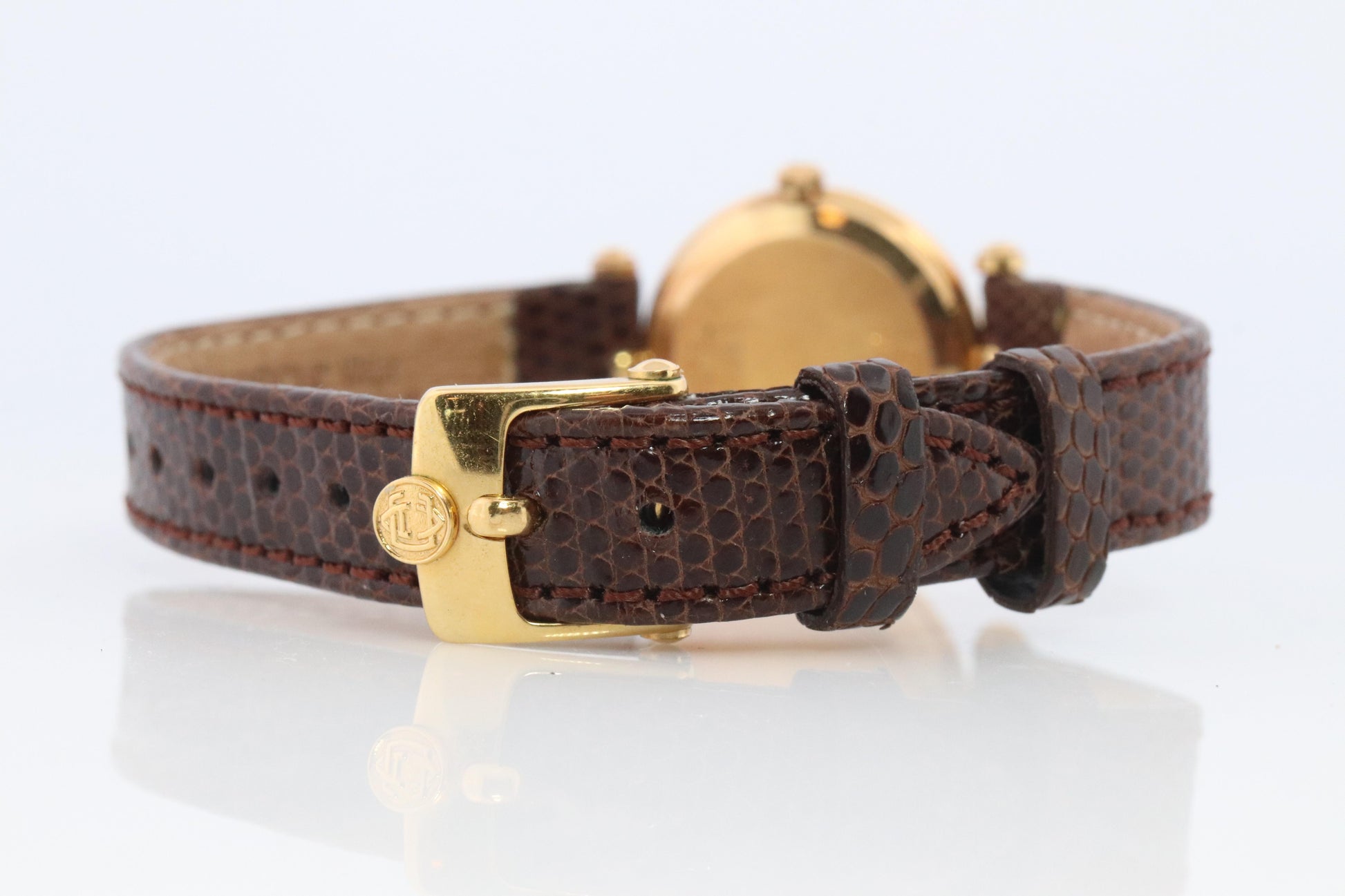 Van Cleef and Arpels 18601 watch. 18k Gold VCA Classique Ladies Watch.