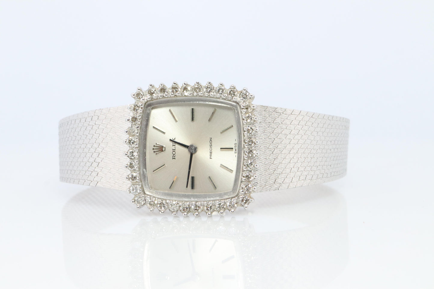 Genuine Rolex Watch. Diamond Bezel 1971 Ladies Manual ROLEX 2611 Precision