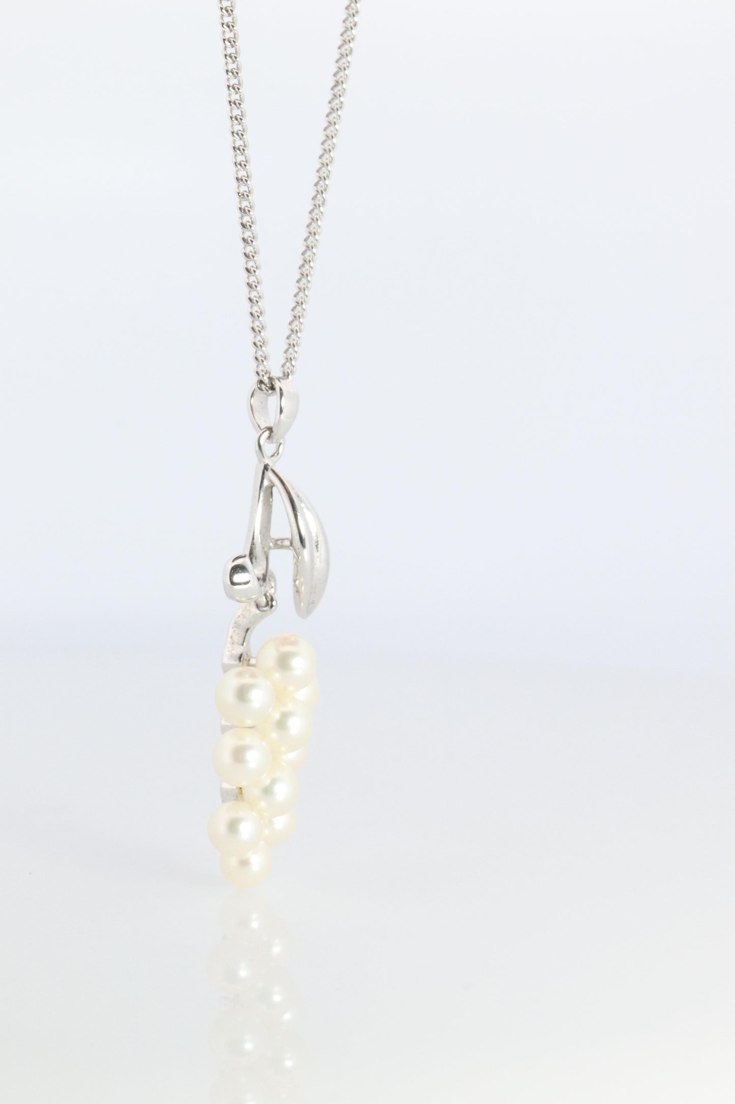 Mikimoto Pendant Sterling Silver. Mikimoto Pearl Grape Vine Pendant Necklace.