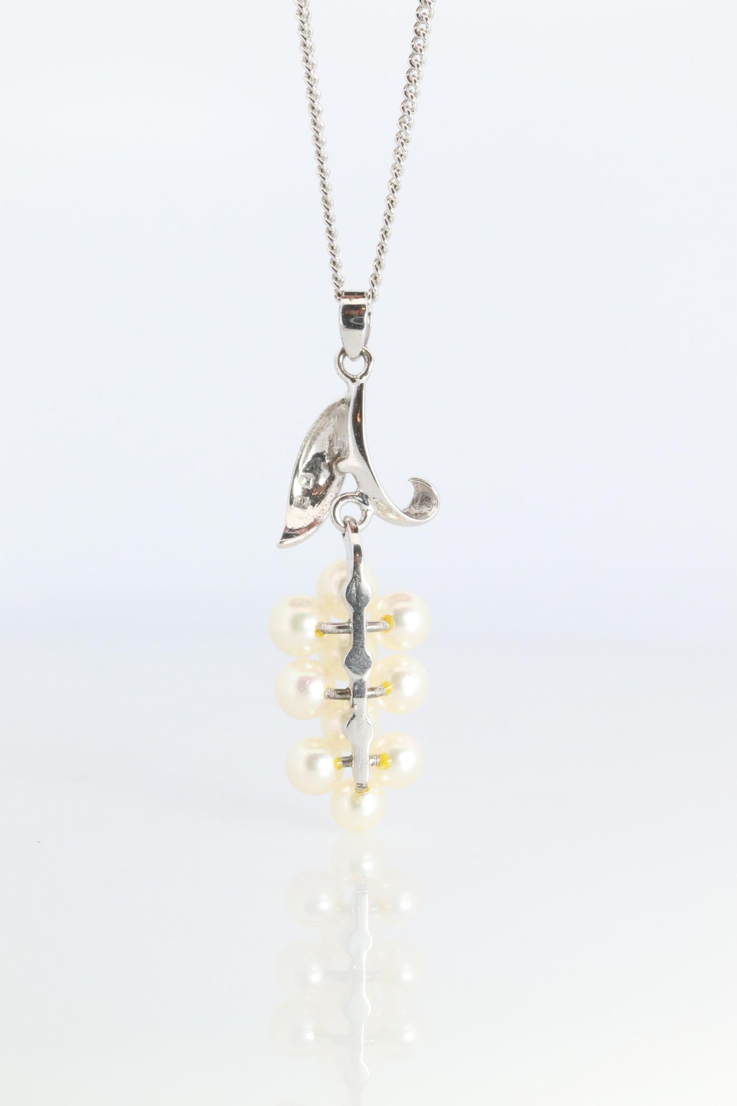 Mikimoto Pendant Sterling Silver. Mikimoto Pearl Grape Vine Pendant Necklace.