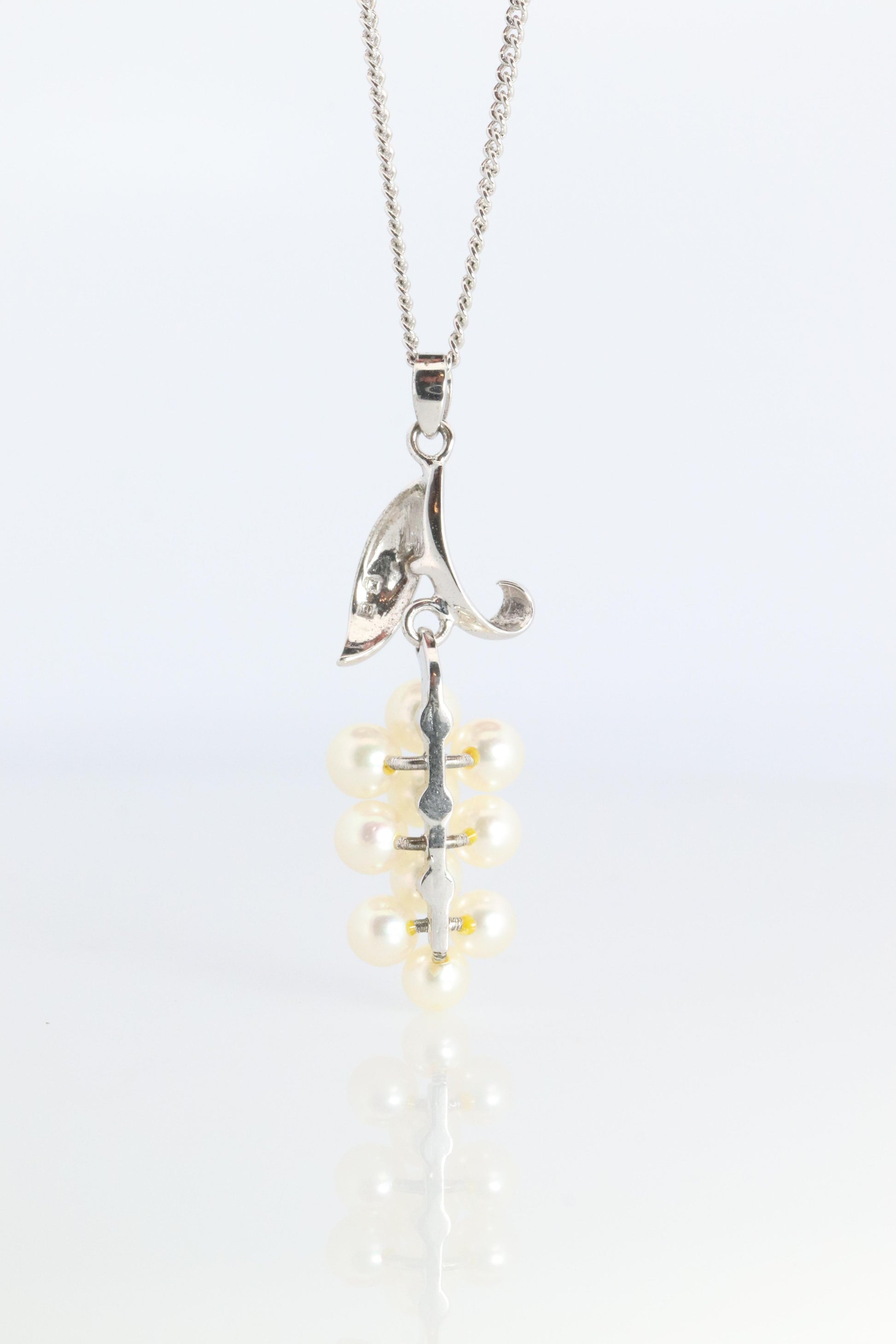 Mikimoto Pendant Sterling Silver. Mikimoto Pearl Grape Vine Pendant Necklace.