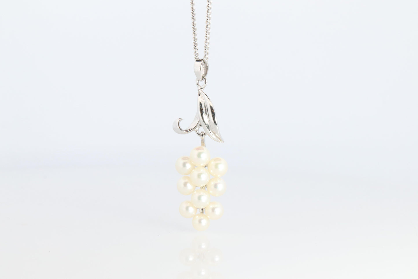 Mikimoto Pendant Sterling Silver. Mikimoto Pearl Grape Vine Pendant Necklace.