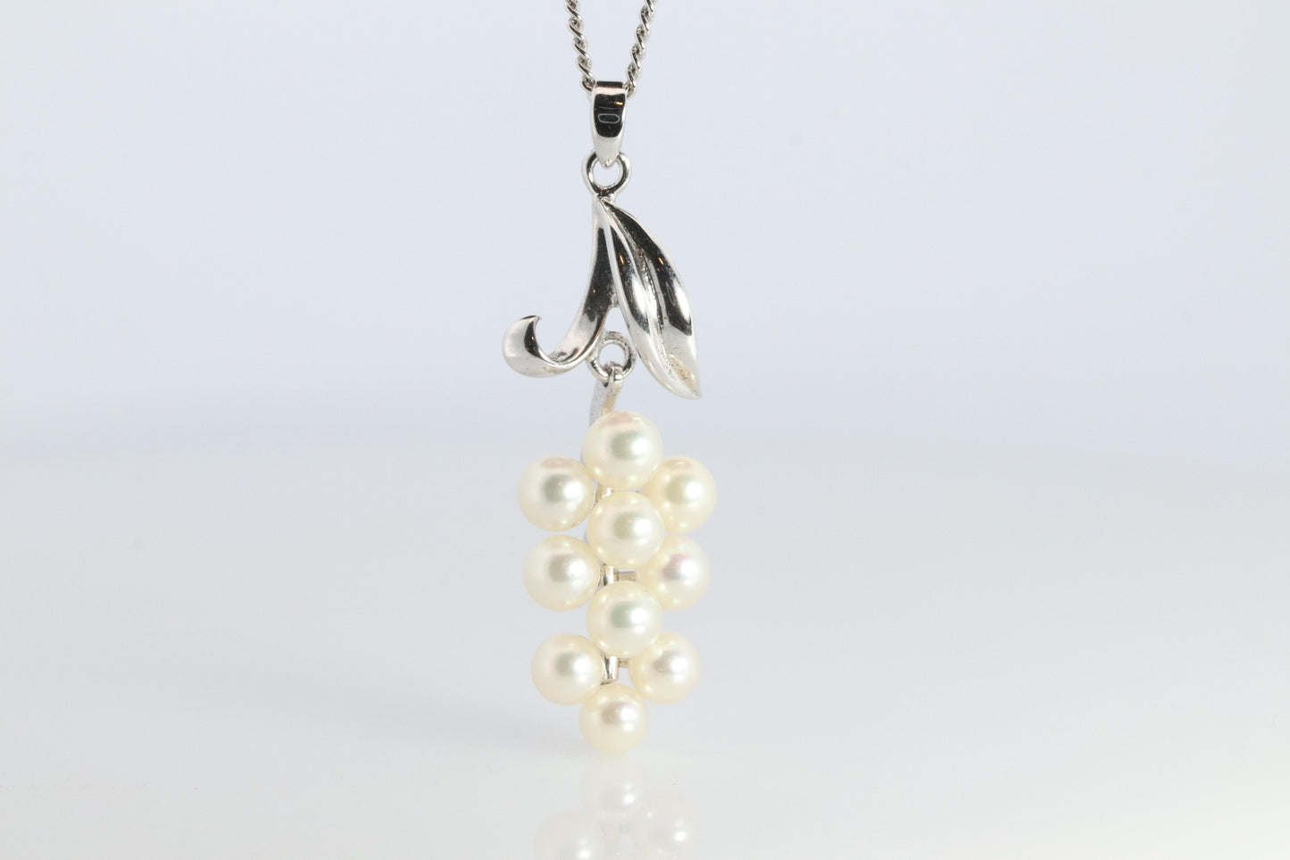 Mikimoto Pendant Sterling Silver. Mikimoto Pearl Grape Vine Pendant Necklace.
