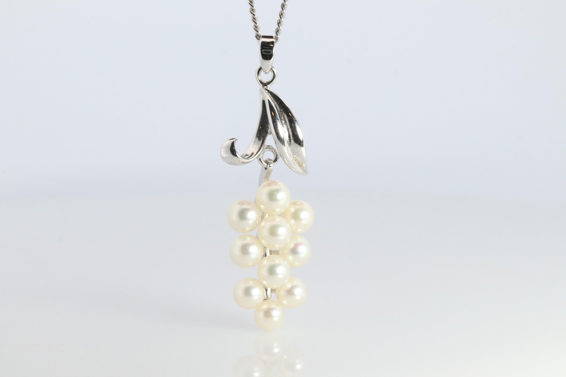 Mikimoto Pendant Sterling Silver. Mikimoto Pearl Grape Vine Pendant Necklace.