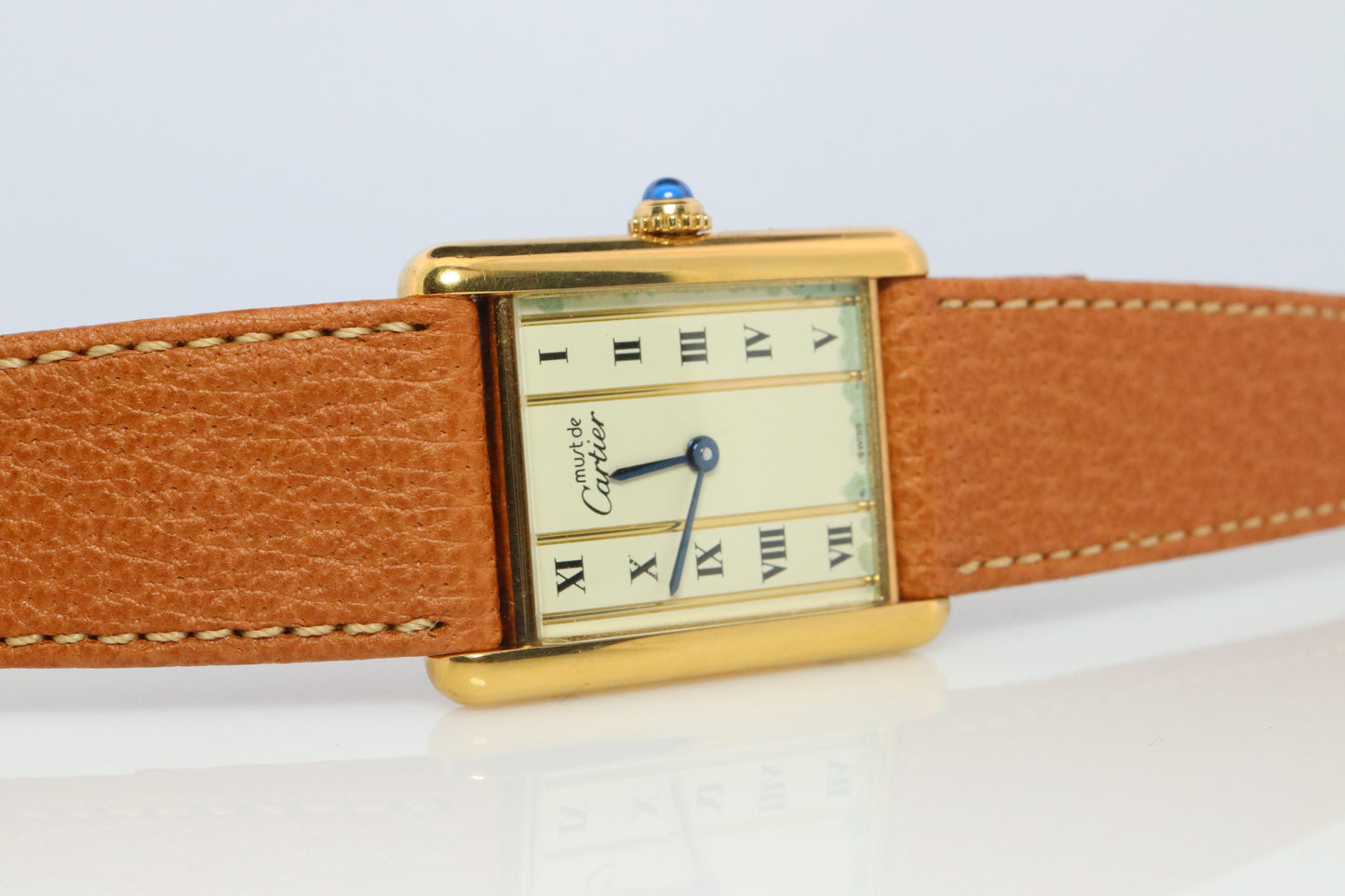 Vintage Must de Cartier 590005 Tank Watch. Cartier Pillar Dial ARGENT Tank.