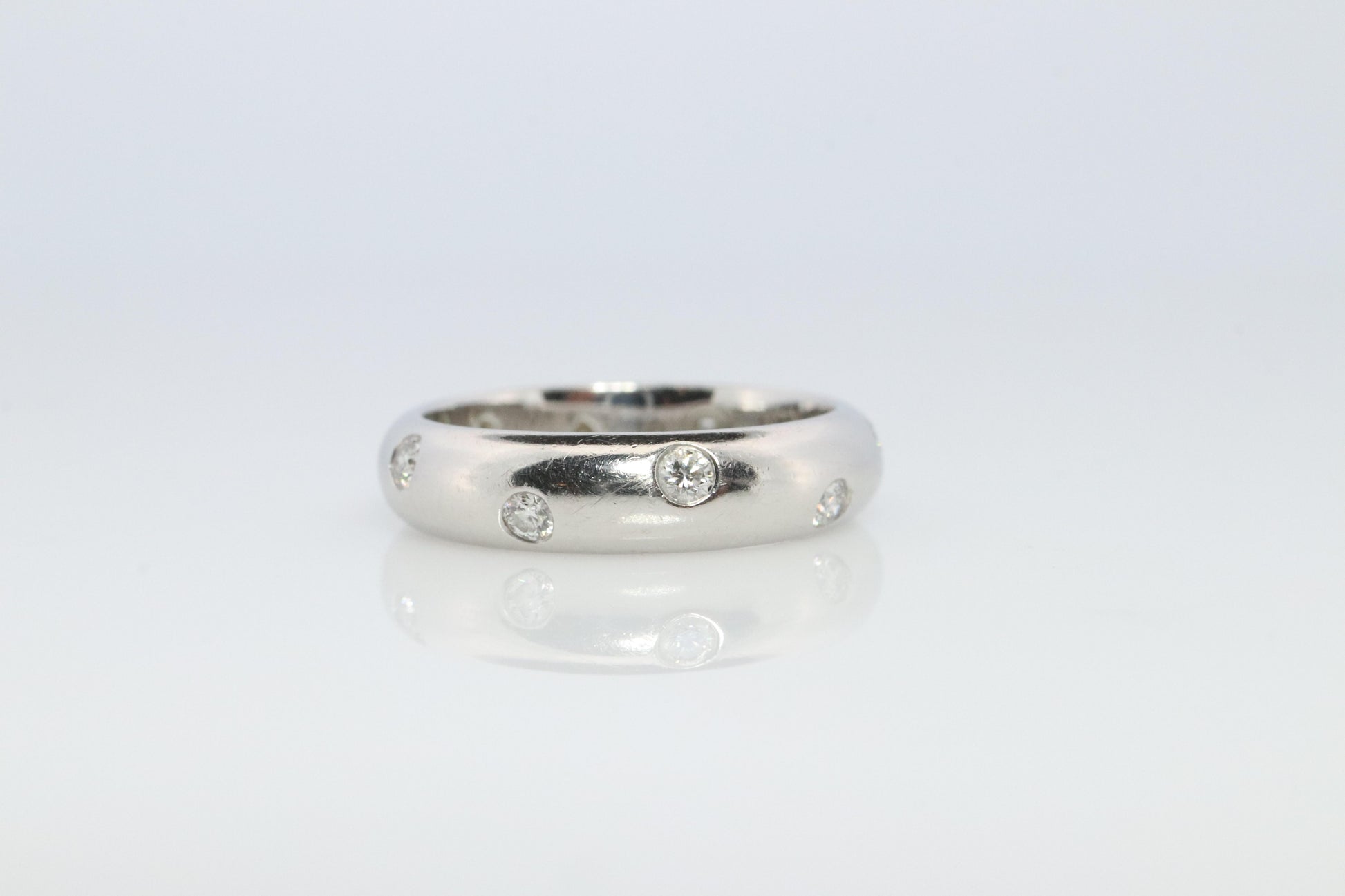 Tiffany and Co. Diamond Etoile Band. Authentic Tiffany PT950 Platinum ring