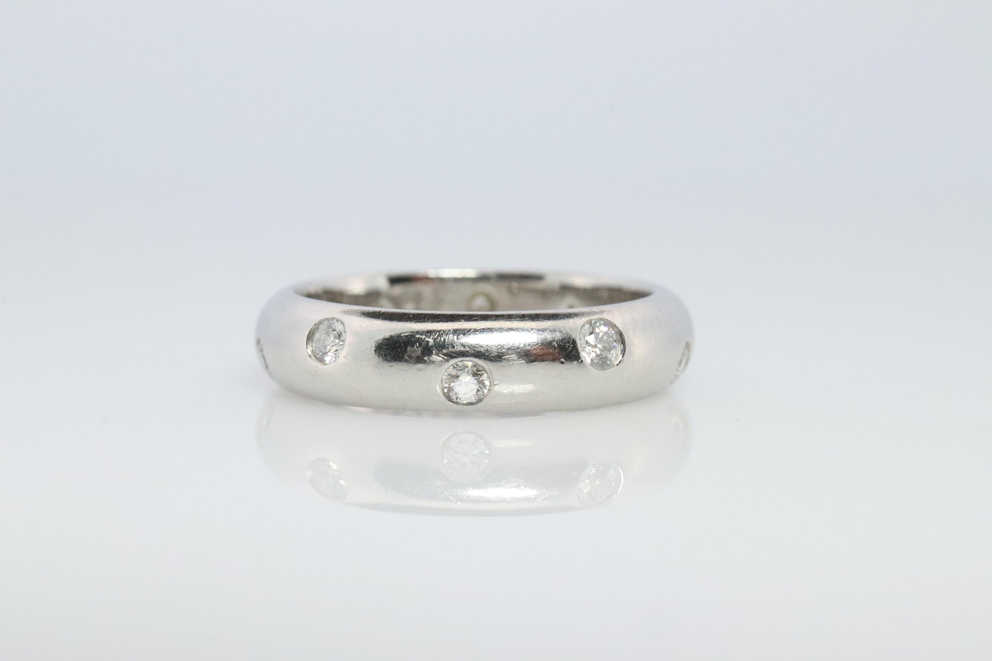 Tiffany and Co. Diamond Etoile Band. Authentic Tiffany PT950 Platinum ring