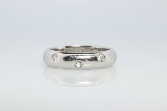 Tiffany and Co. Diamond Etoile Band. Authentic Tiffany PT950 Platinum ring