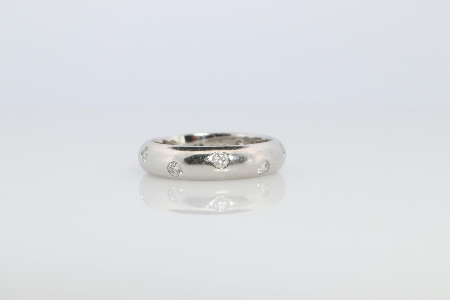 Tiffany and Co. Diamond Etoile Band. Authentic Tiffany PT950 Platinum ring