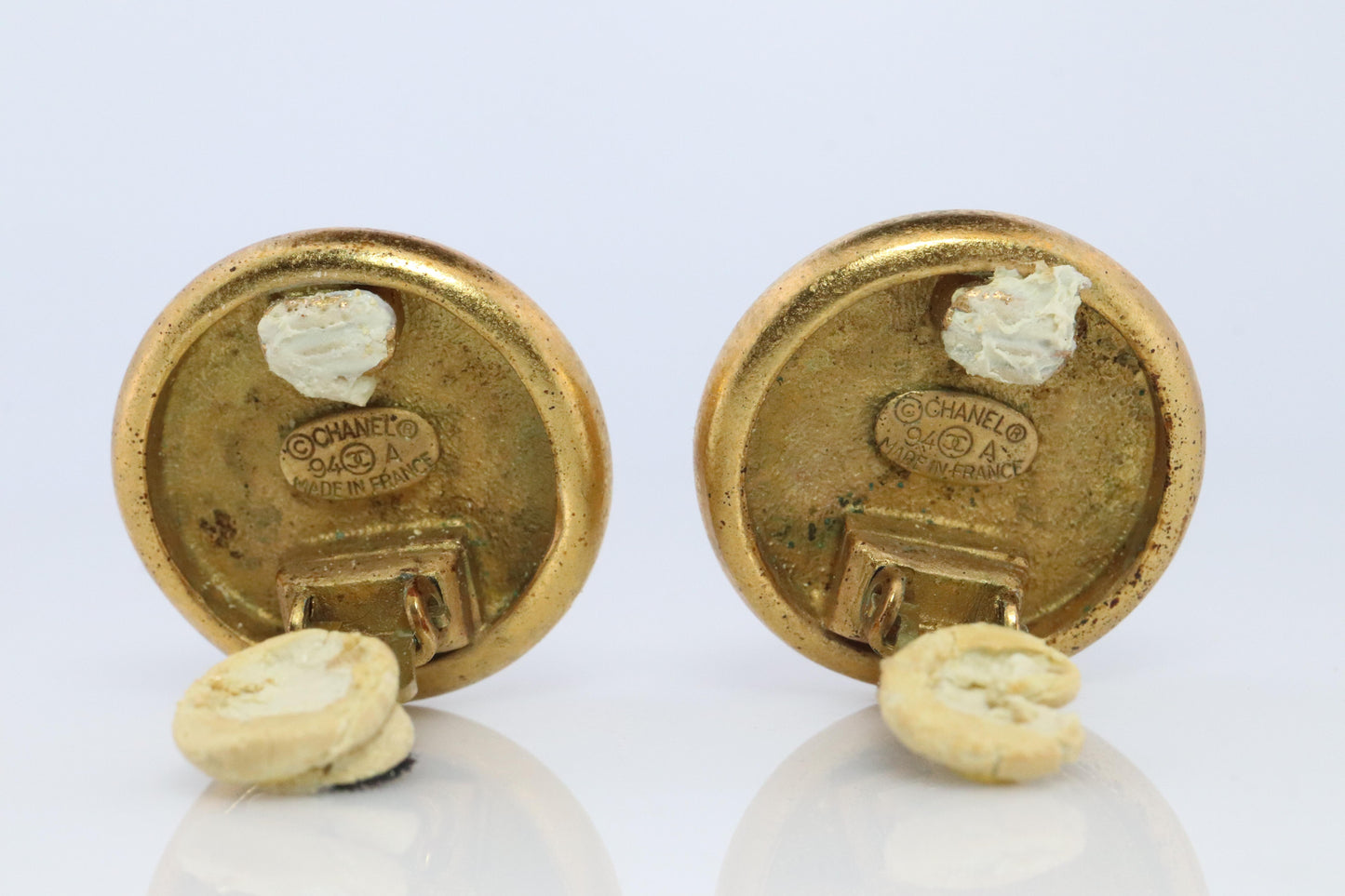 Chanel Earrings. Genuine CC CHANEL Round LOGO Clip on earrings Stitched Buttons