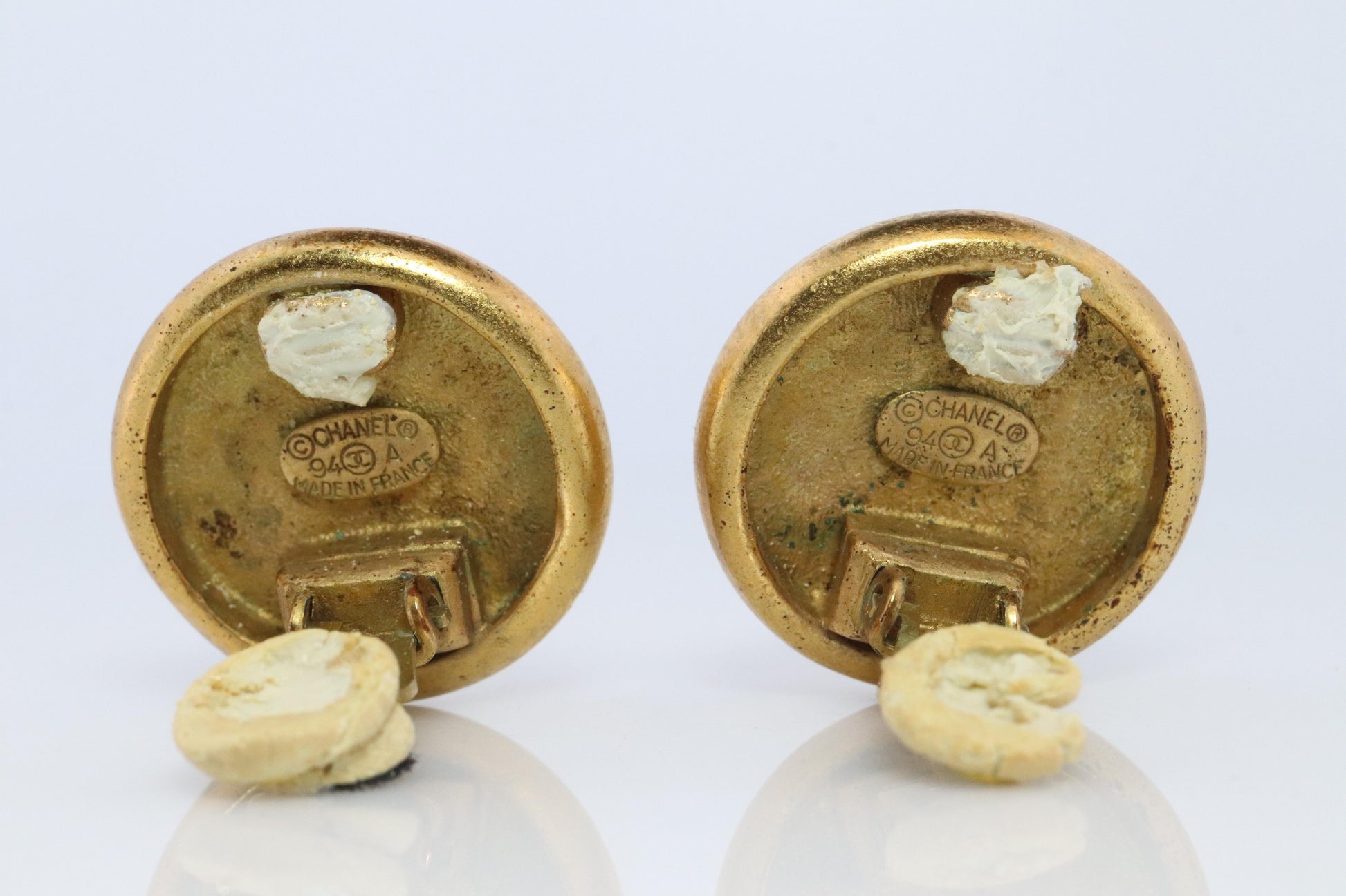 Chanel Earrings. Genuine CC CHANEL Round LOGO Clip on earrings Stitched Buttons