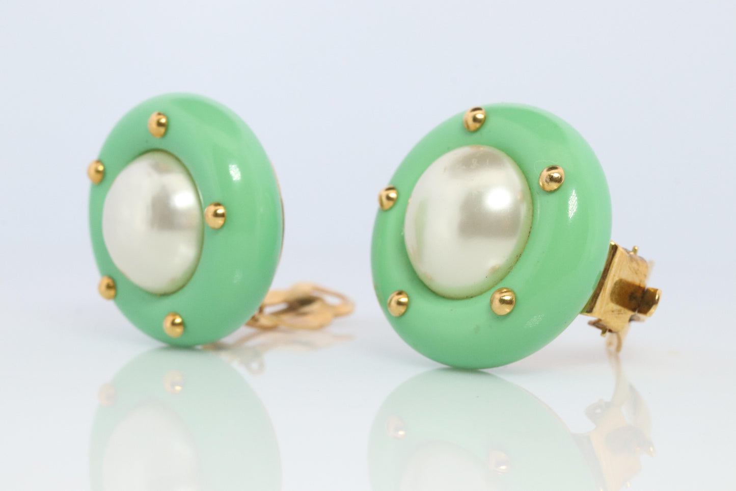 Chanel Earrings. Genuine  CHANEL Mabe Pearl Turquoise Clip on earrings.
