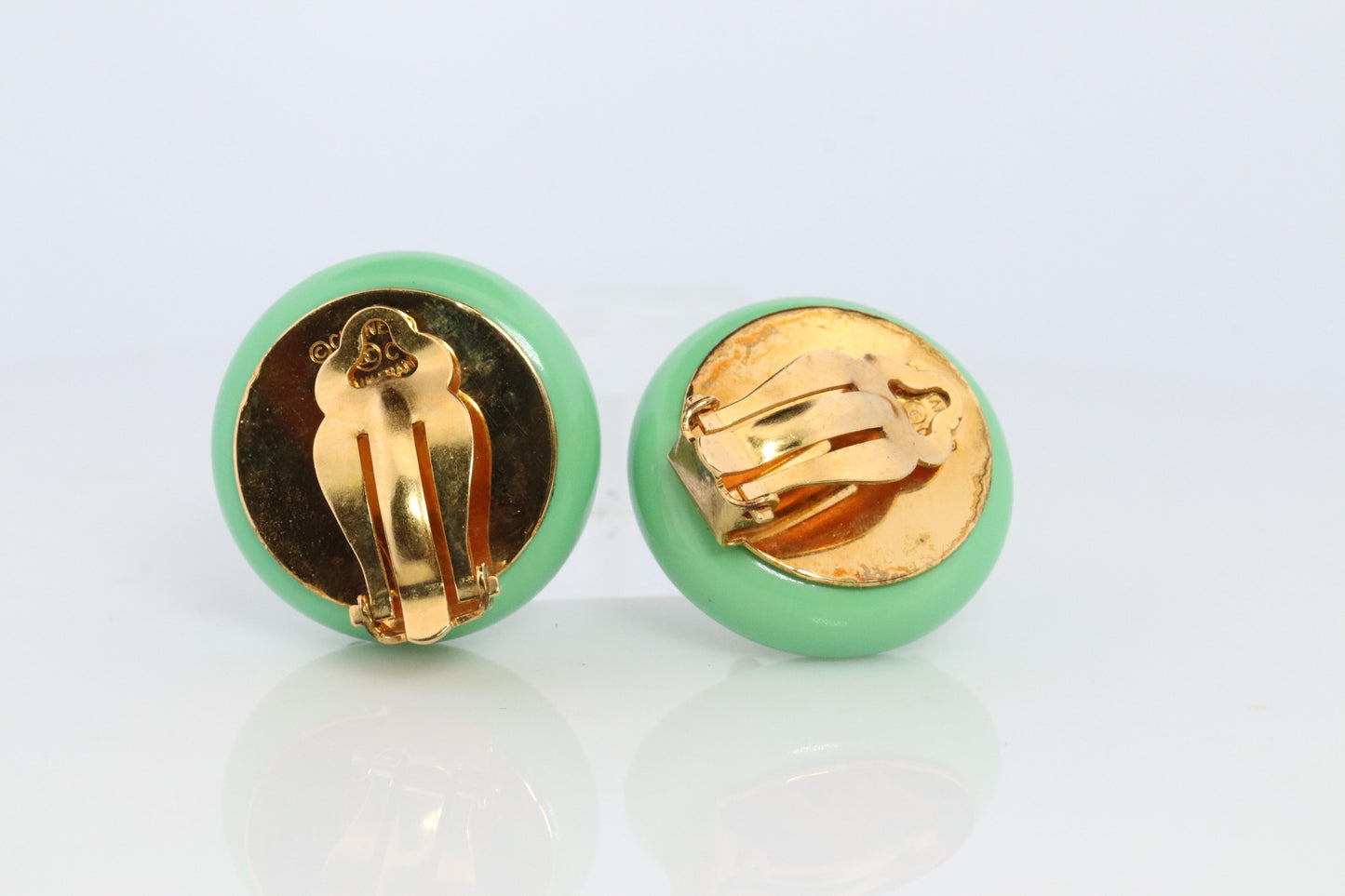 Chanel Earrings. Genuine  CHANEL Mabe Pearl Turquoise Clip on earrings.