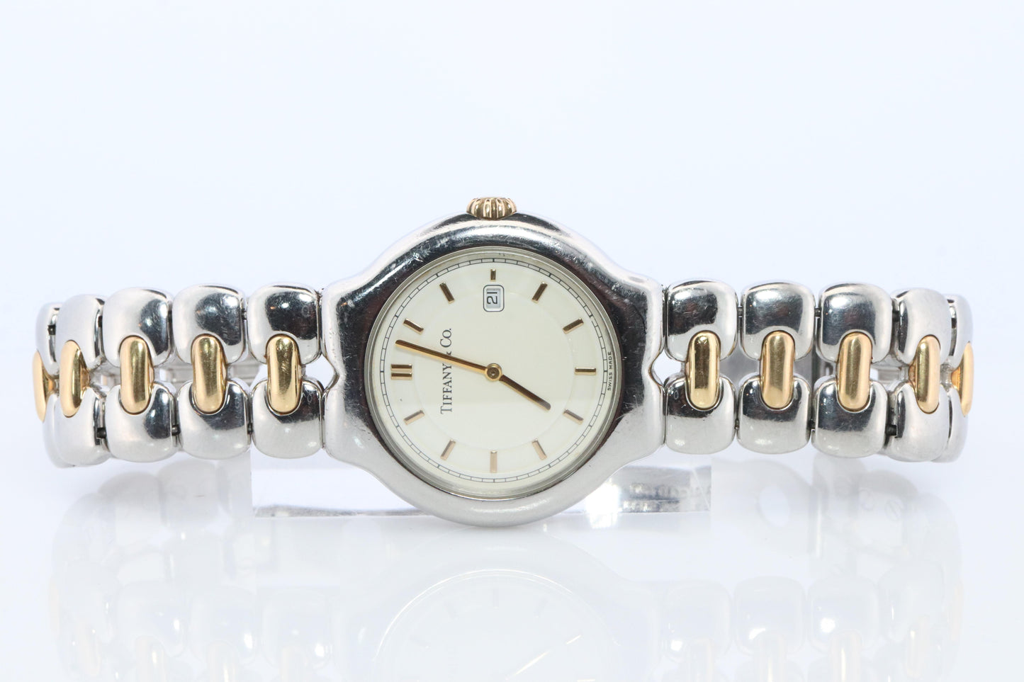 Tiffany and Co Watch. 18k Tiffany Tesoro M0112 Large 34mm Wristwatch