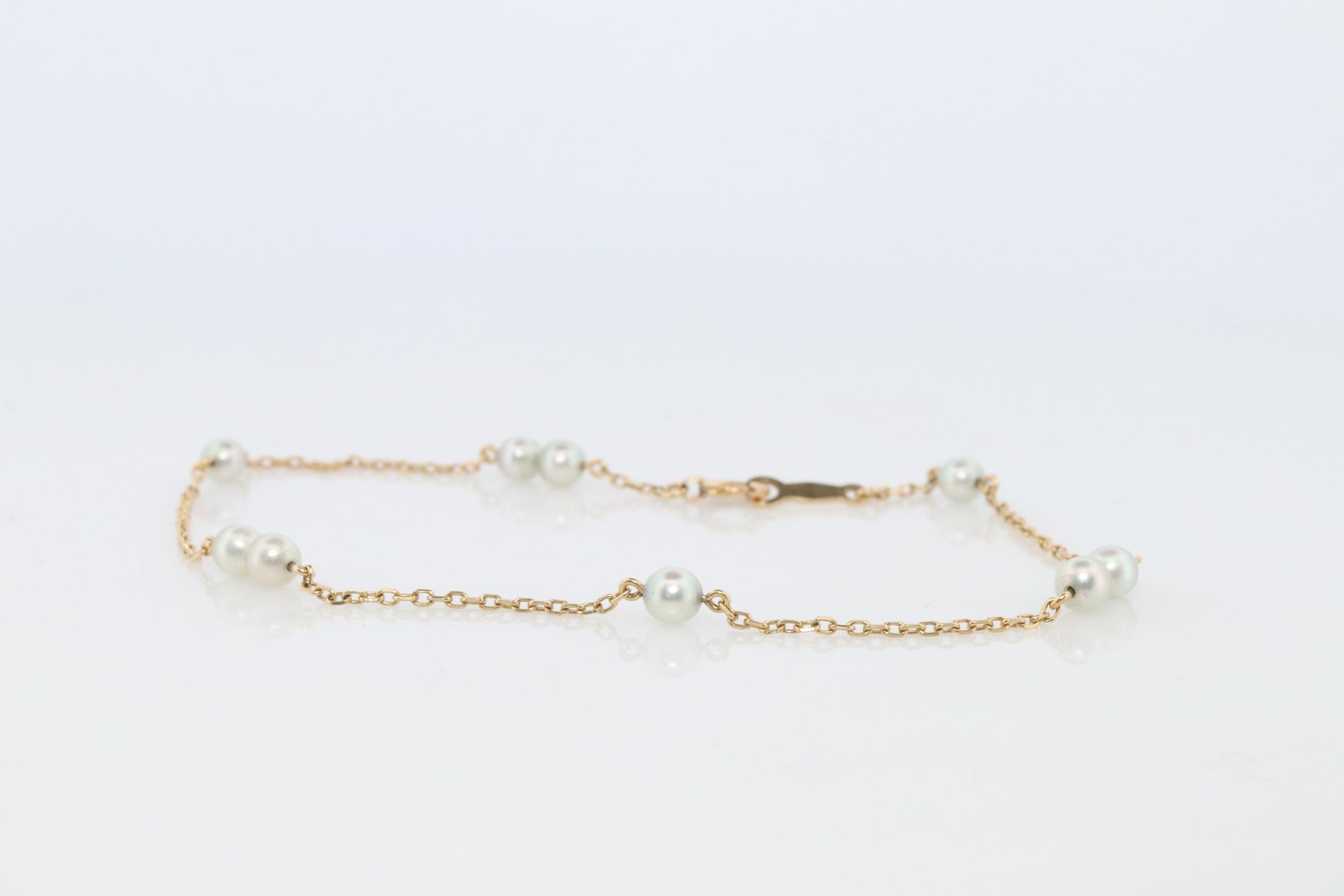 Mikimoto Bracelet. Vintage 14k Gold Mikimoto Pearl Station Bracelet 585 Dainty.