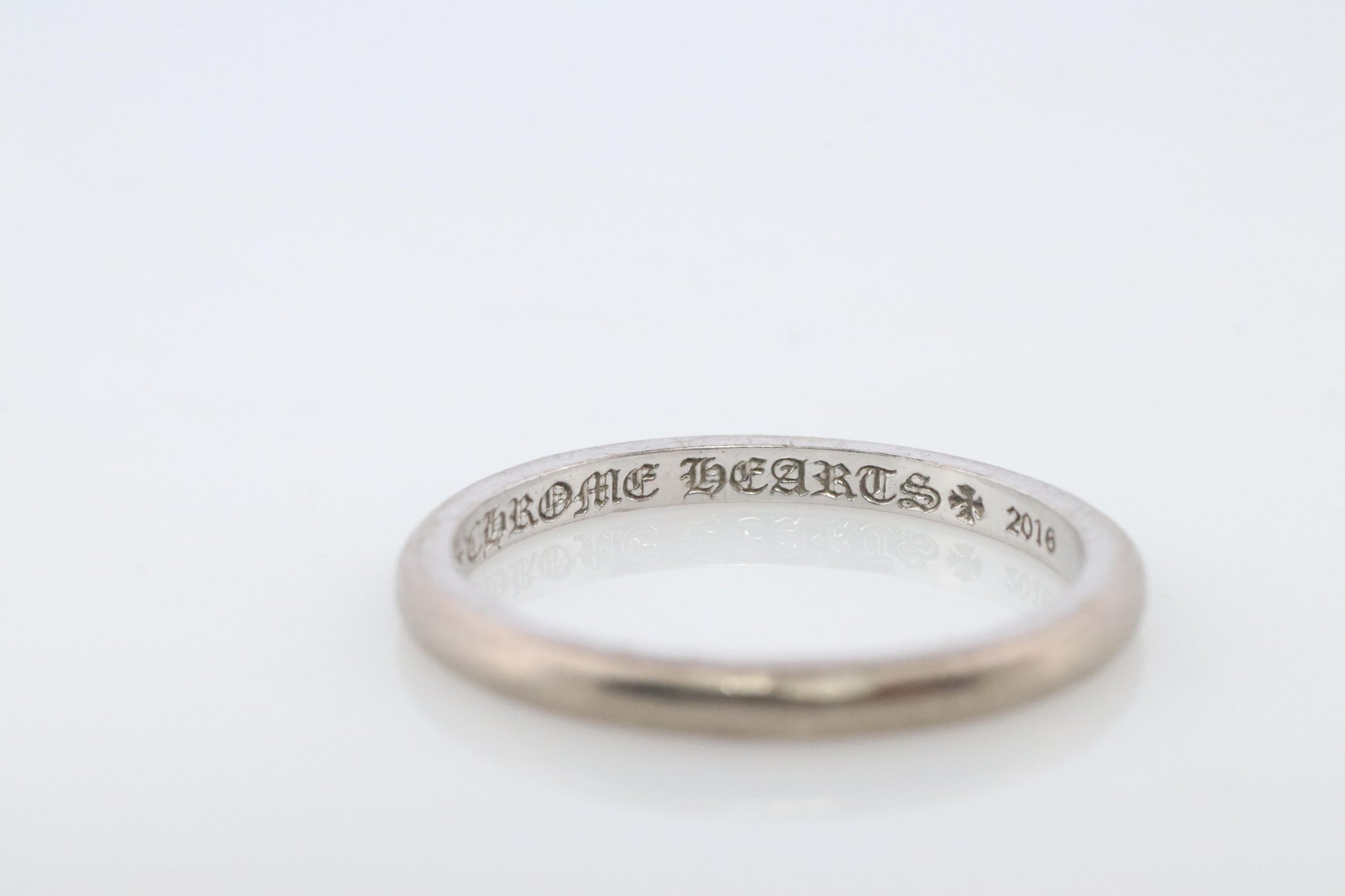 Chrome Hearts Bubblegum 18k 750 WG Band. Chrome Hearts BBLGM 2mm Wedding Band