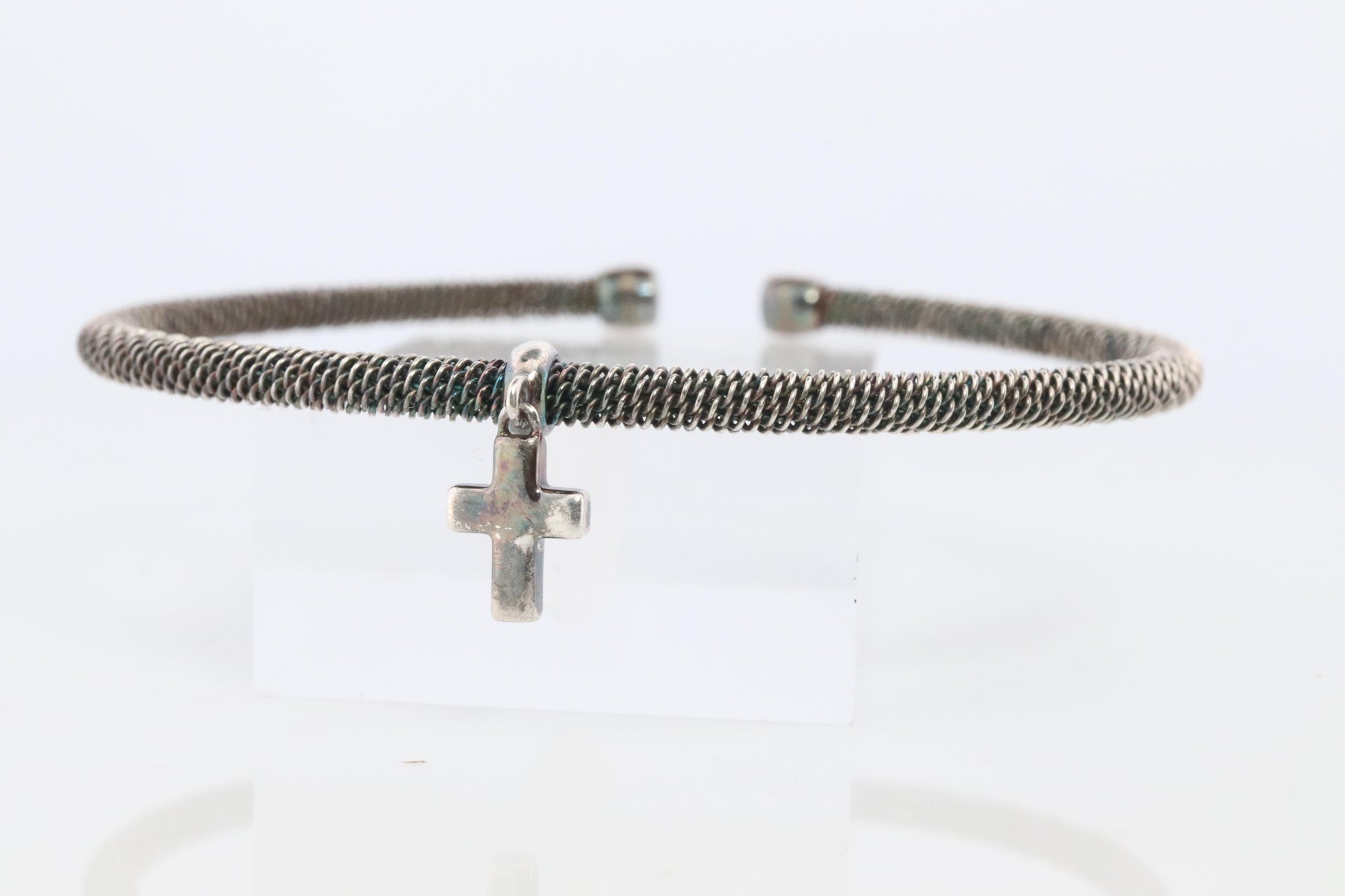 Tiffany & Co. Bracelet. Tiffany Stretch Bangle Cross Dangle Sterling Silver