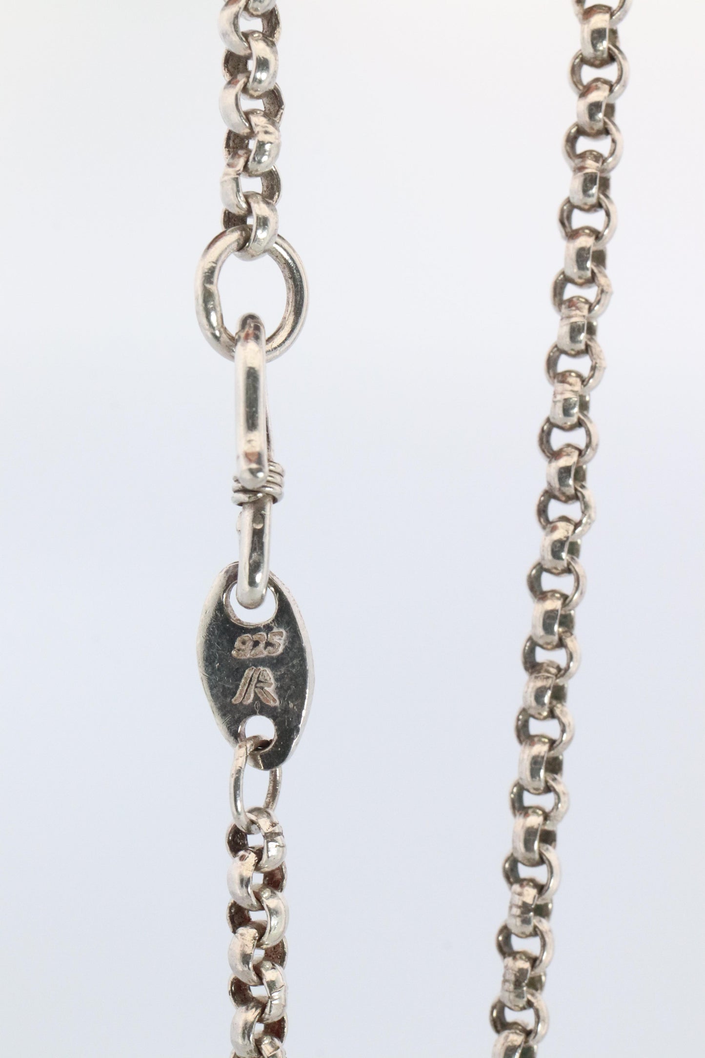 Vintage GUCCI Necklace. 925 sterling Heart Blind for Love Pendant