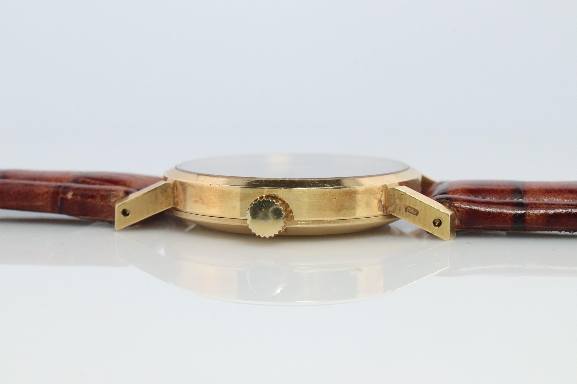 Genuine 18k Rolex Watch. 18k YG Rolex CELLINI 4109 Round Wrist Watch