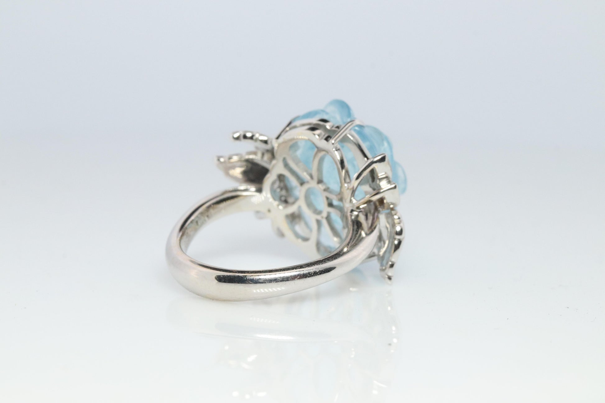 18k Aquamarine Sapphire ring. Carved Flower Aquamarine with Diamonds Sapphires
