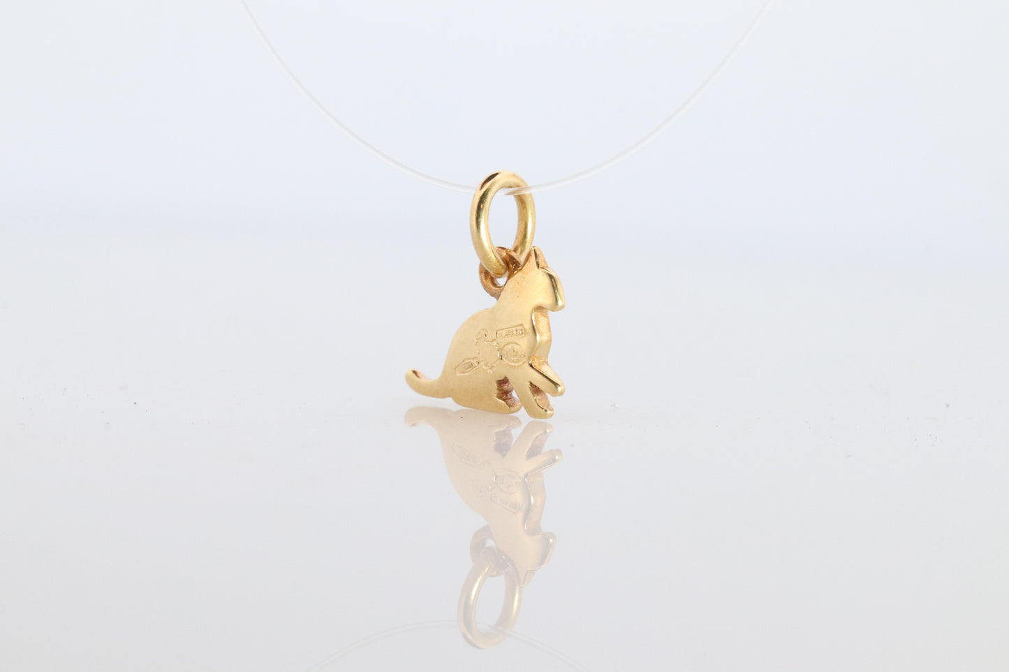 18k POMELATTO Charm. 18k DODO Kitten Cat Heart Pendant Bracelet Charm.